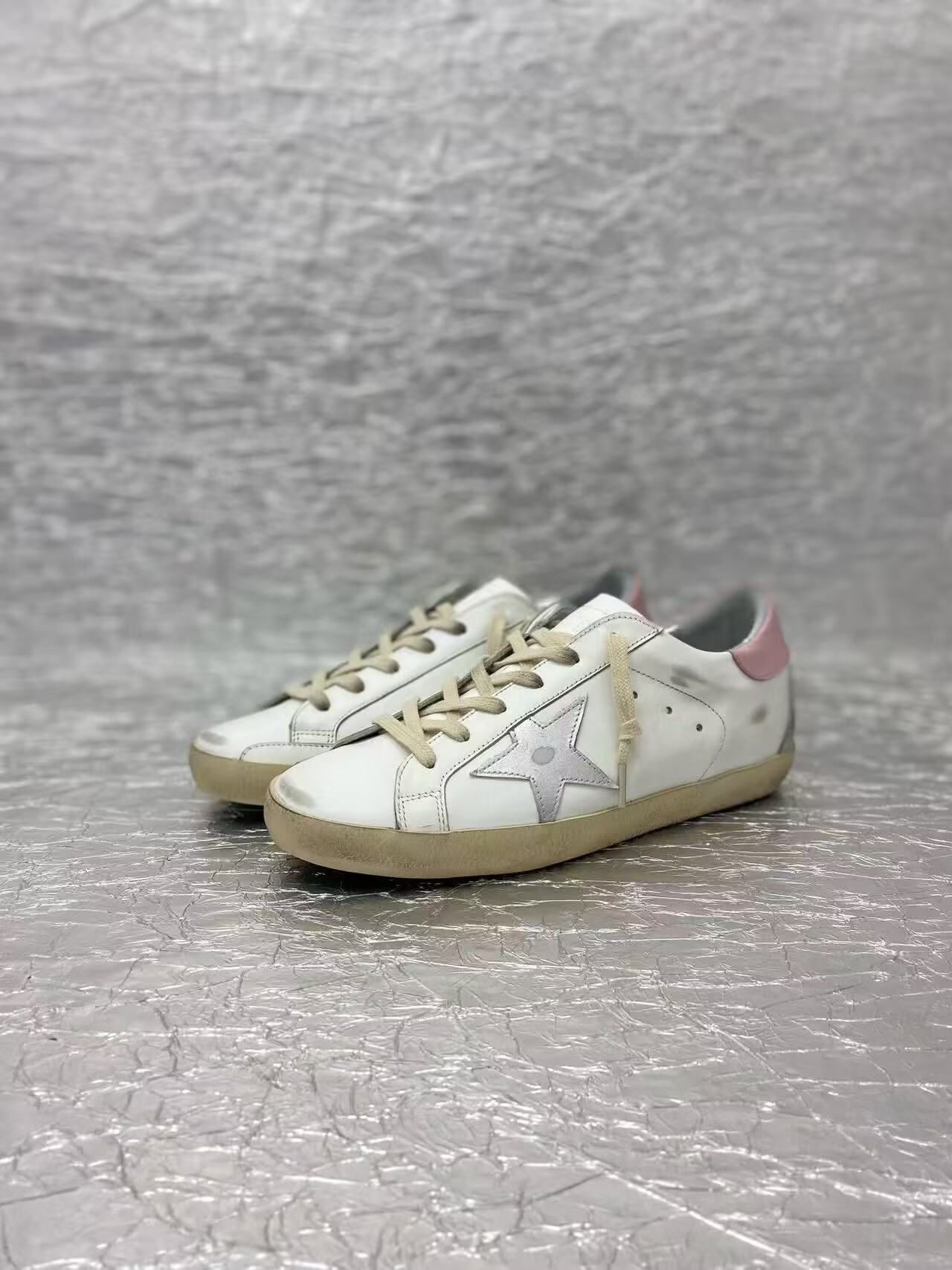 UA Golden Go*e S*per-Star Sneaker