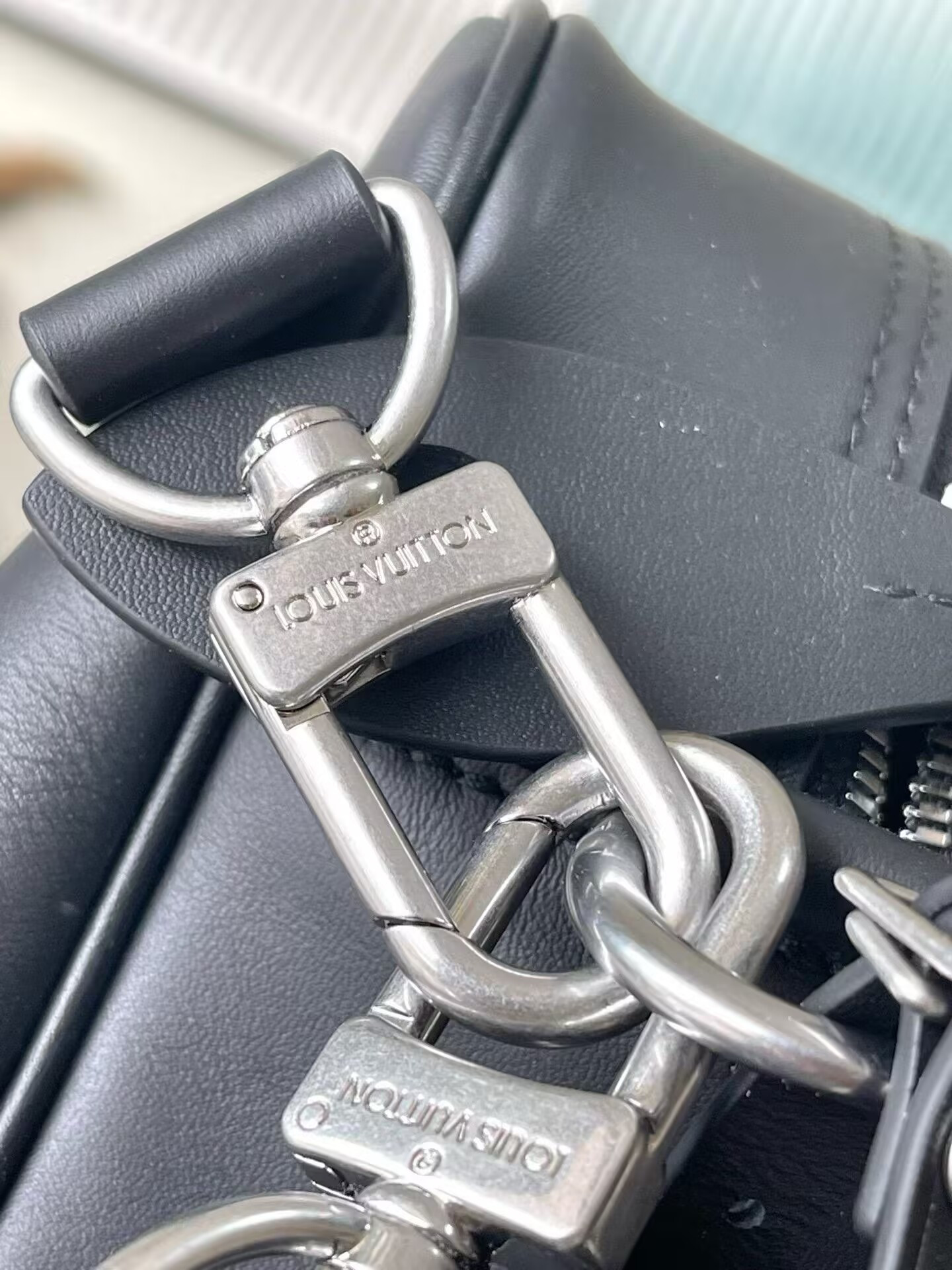 LV Nil XL M27999 37 x 26 x 19 cm