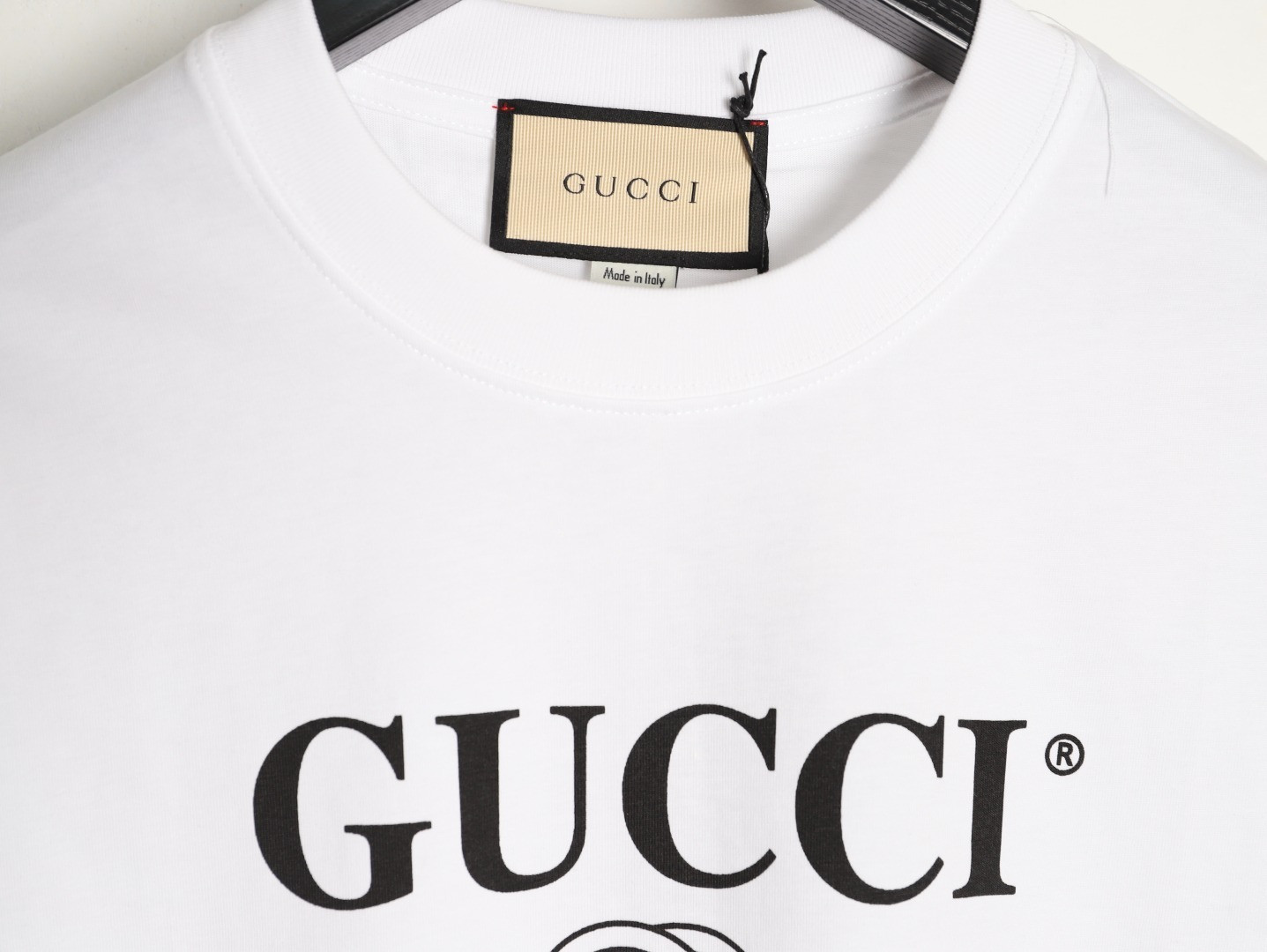 G*u*i Long-sleeved T-shirt