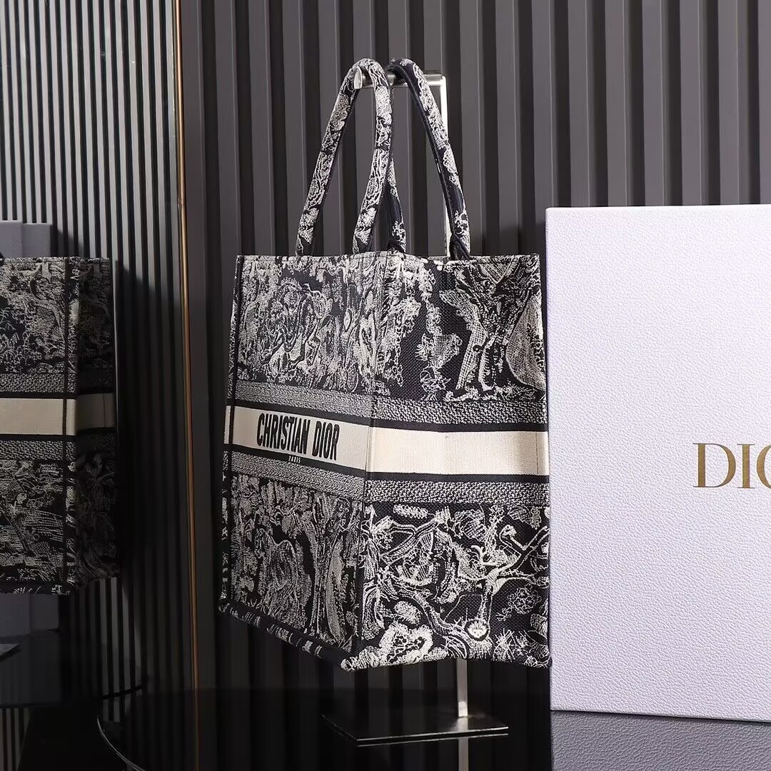 D*0r Book Tote 42x18x35cm