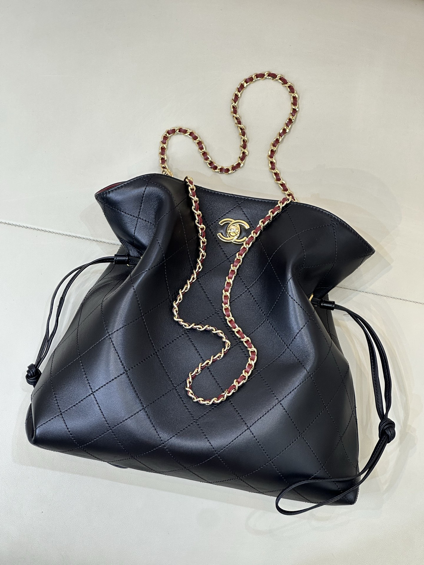 Ch*el small tote bag as6495 25x30x12cm