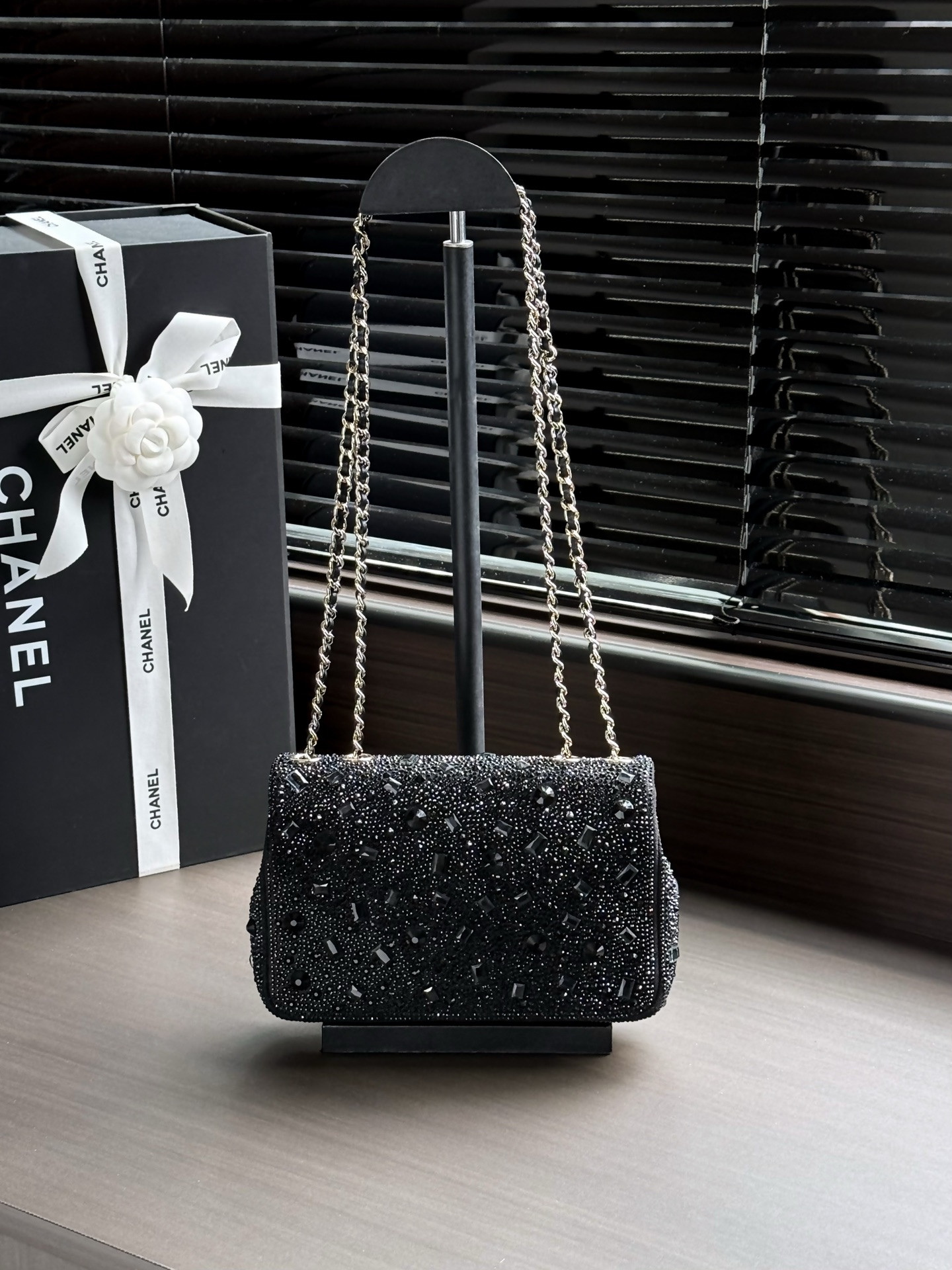 Ch*el evening flap bag as4297 13 x 21 x 8cm