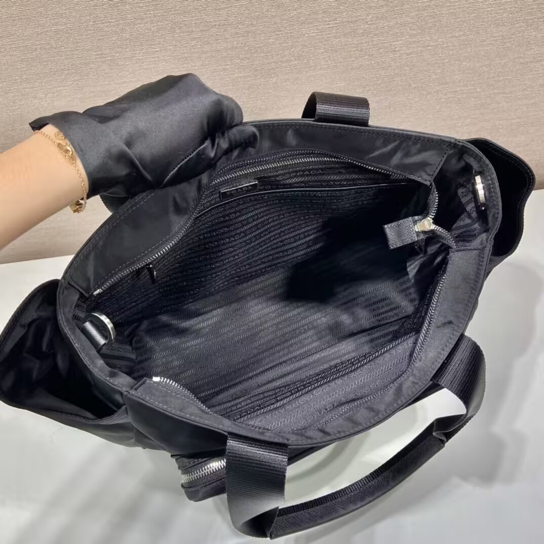 Pra*a re-nylon baby bag 31x36x18cm