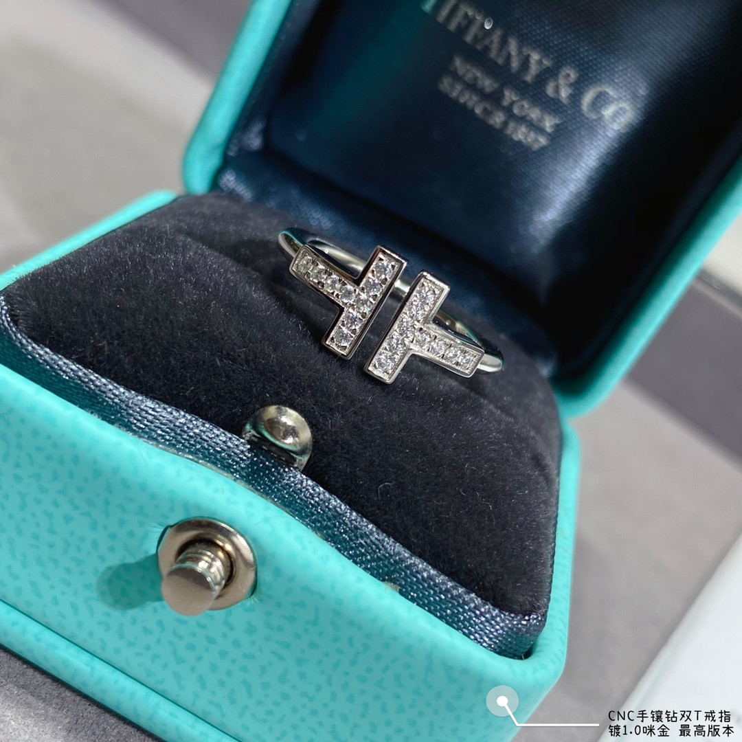 T*f*ny & Co. Double T Diamond-Banded Ring