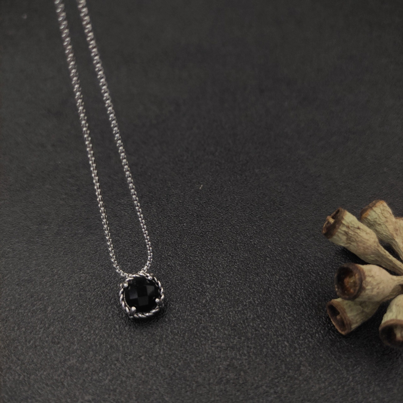 dau1d Yvrm*n four claw gem necklace(main stone 8mm, chain thickness 1.5mm, length 45+5cm delay chain)