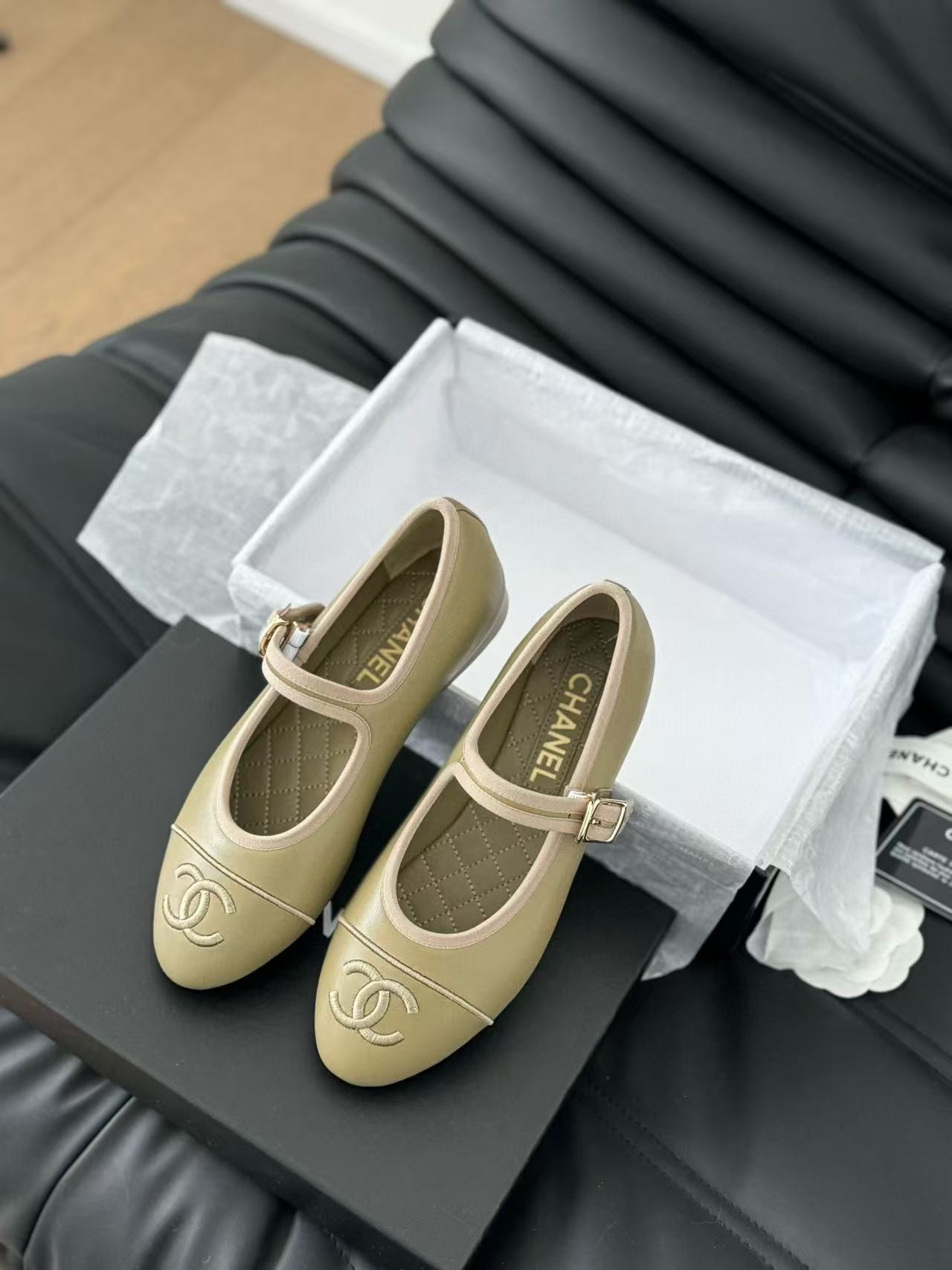 UA Ch*el MARY JANES