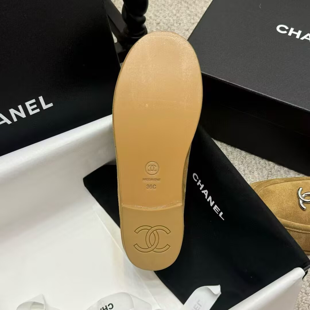 UA Ch*el Loafers