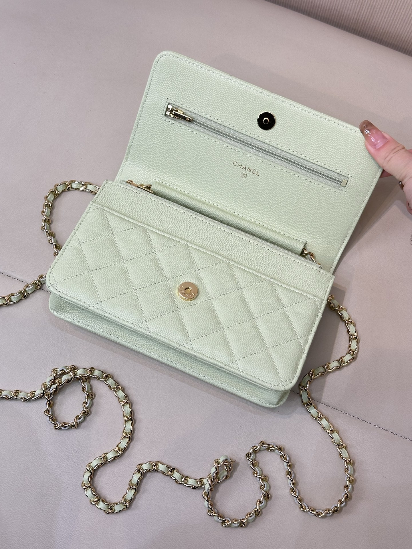 Ch*el woc classic wallet on chain as0250 12x19x3cm