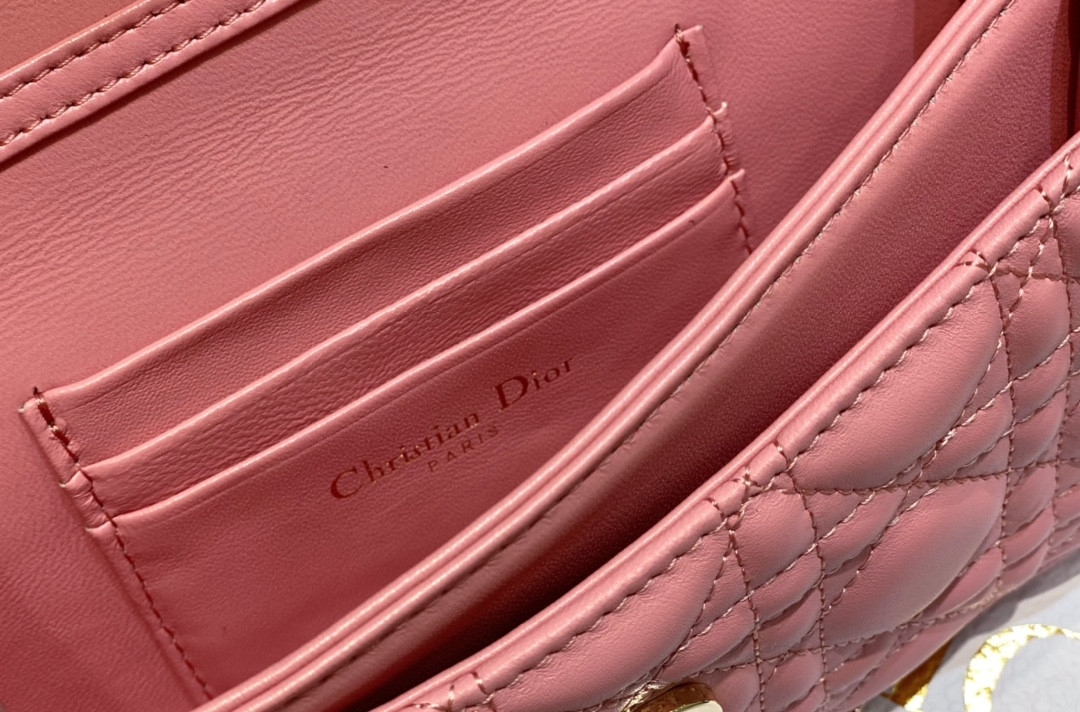MISS D*0r MINI BAG Melocoton Pink Pearlescent Cannage Lambskin S0980ONJL_M92P 21 x 11.5 x 4.5 cm