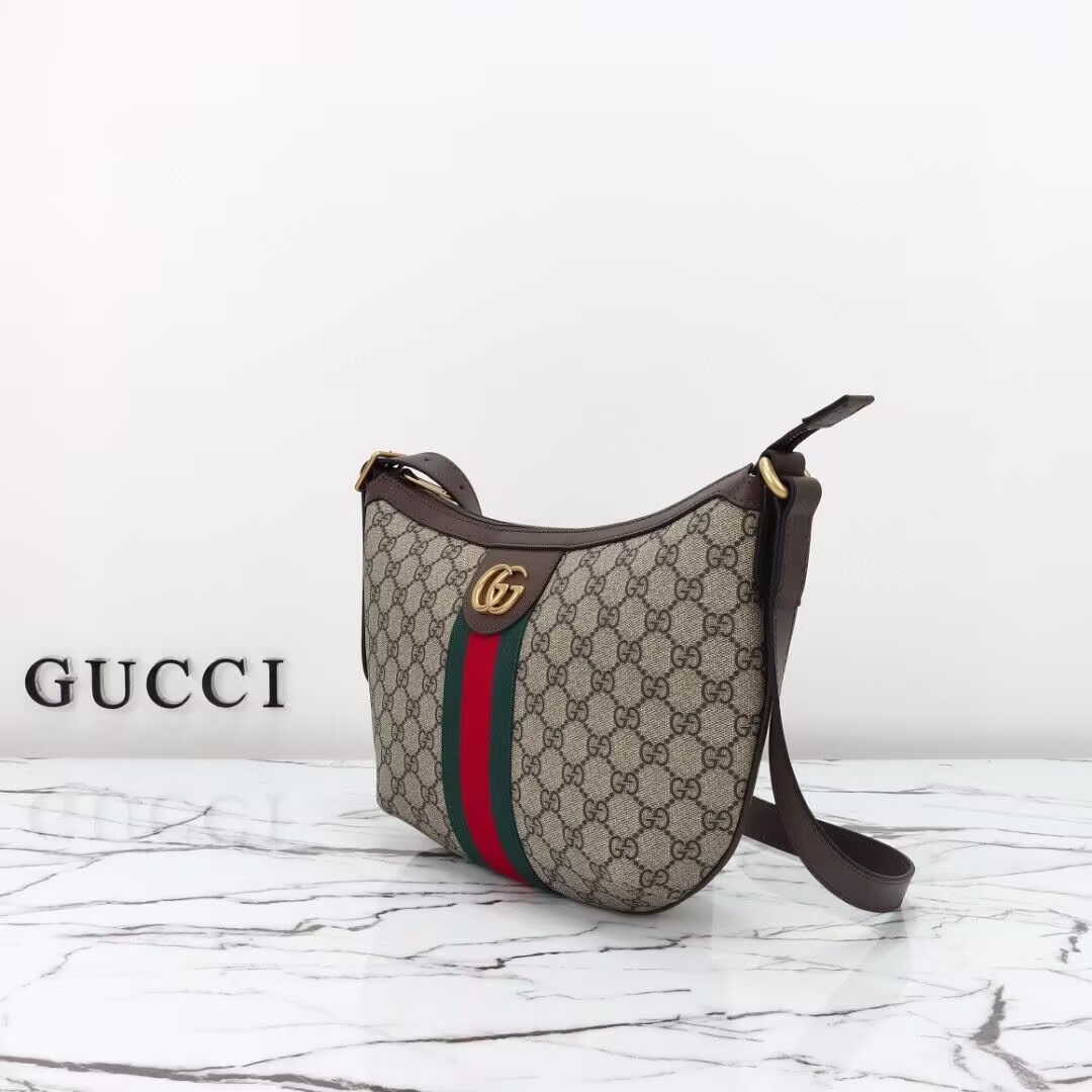 G*u*i Crossbody Bag 30x22x5.5cm