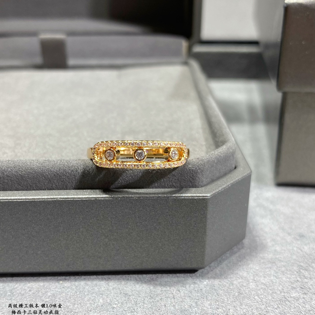 Messika Three Diamond Moving Ring