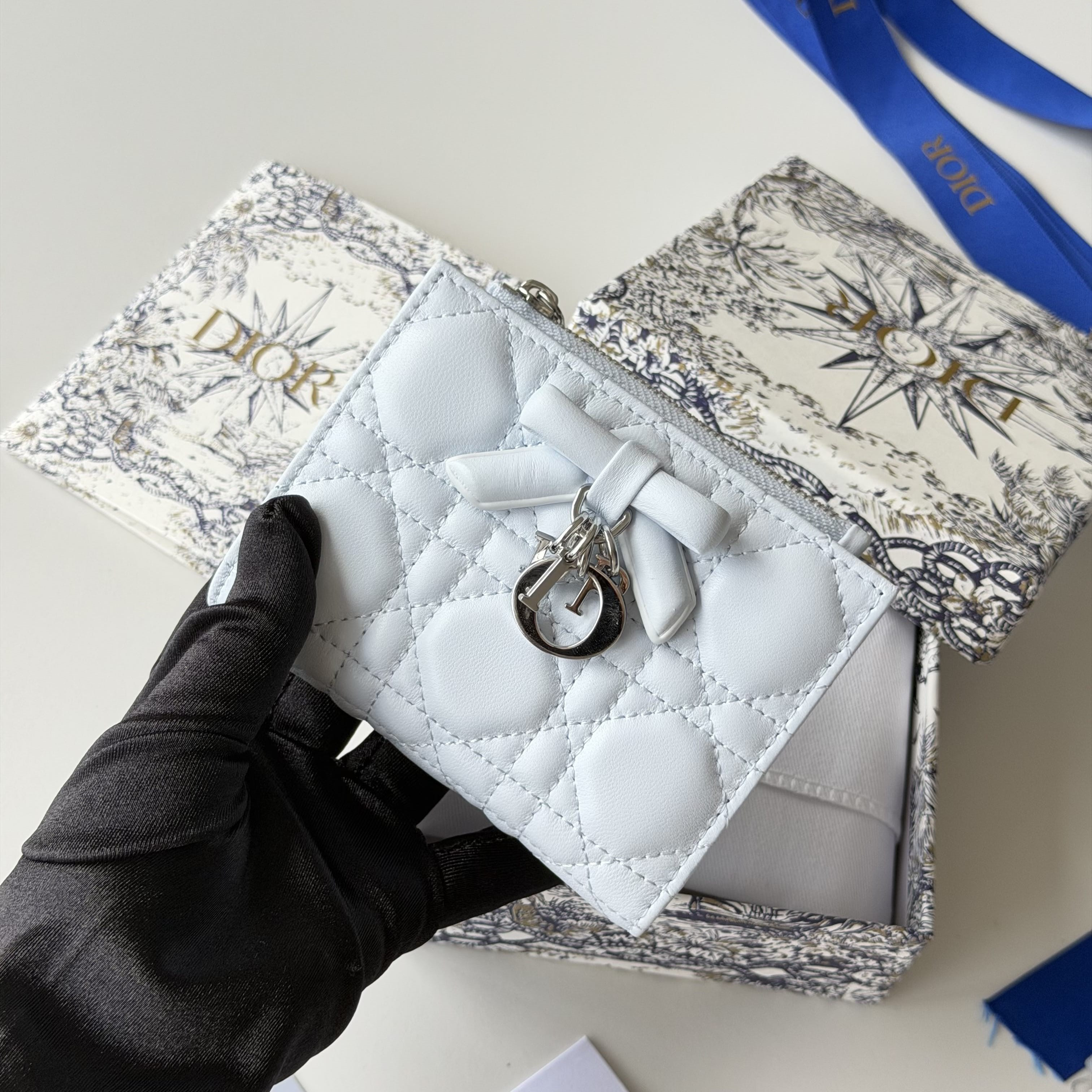D*or lady dahlia wallet 12 x 9 x 2 cm
