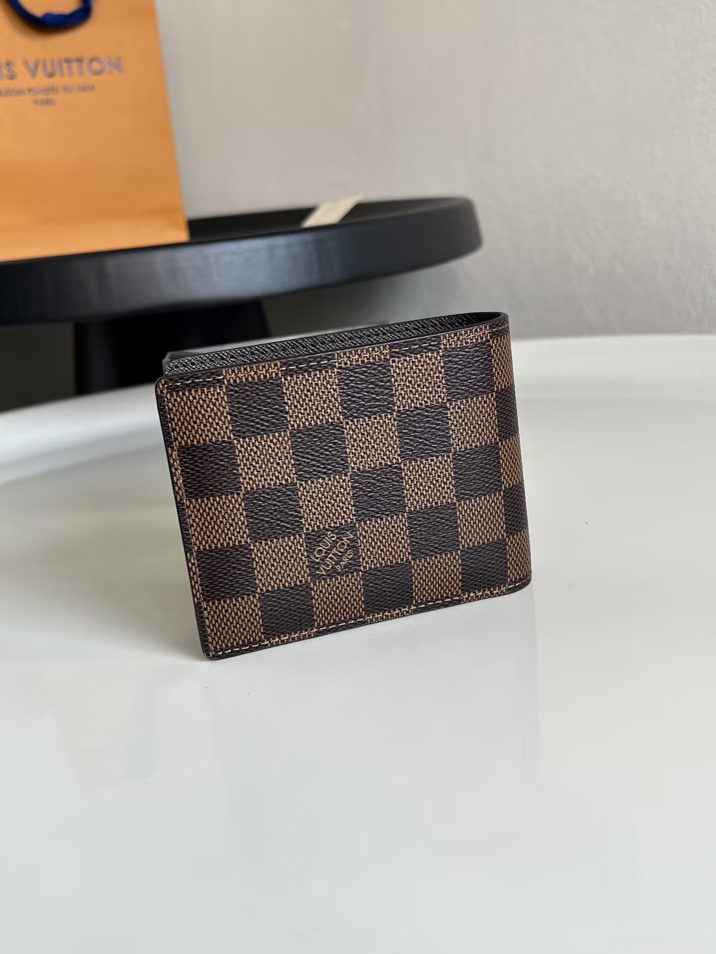 LV Multiple wallets N60895