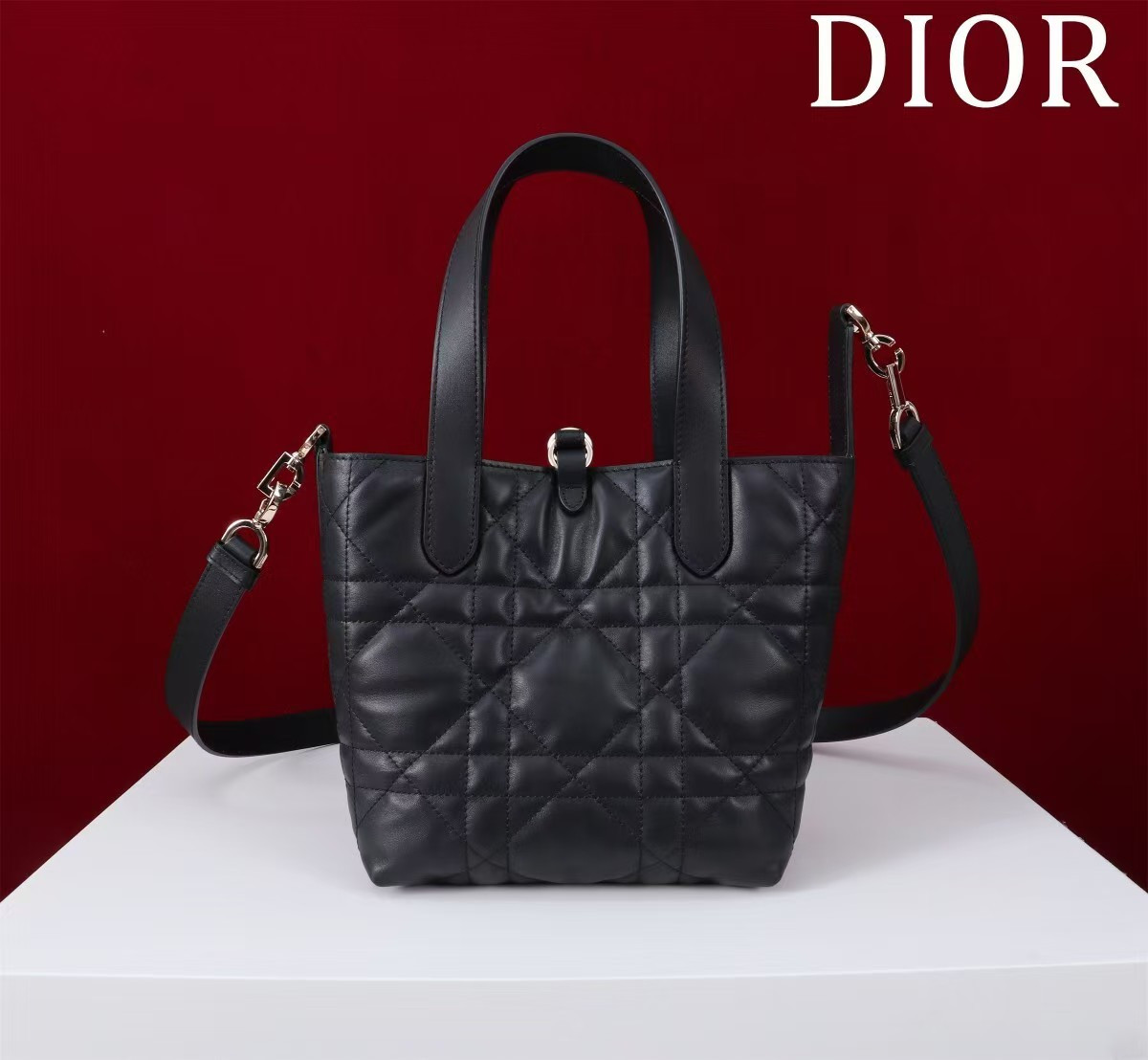 D*0r Small D*0r Toujours Vertical Tote Bag 18.5 x 18.5 x 12 cm