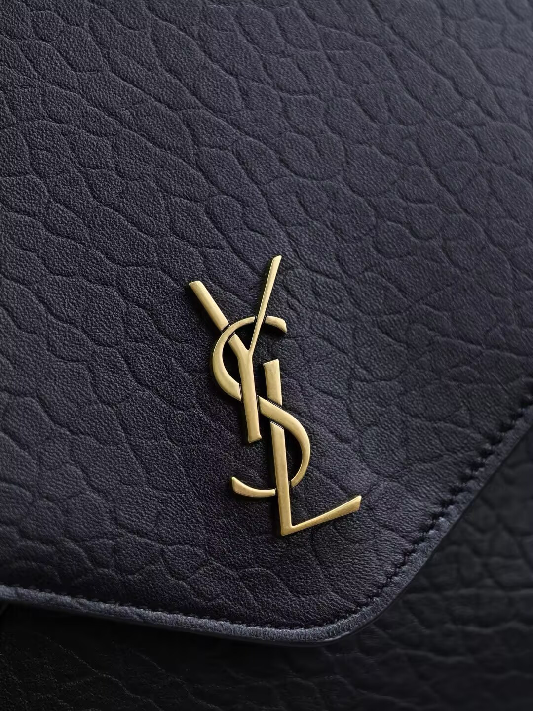 Y*L cassandre pouch on chain black 35x22x3-4.2cm