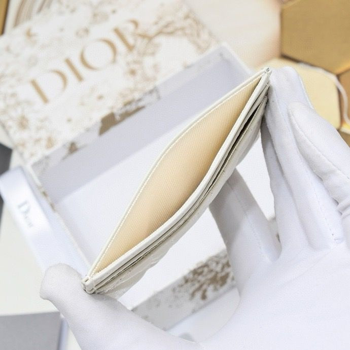 D*0r Card Holder