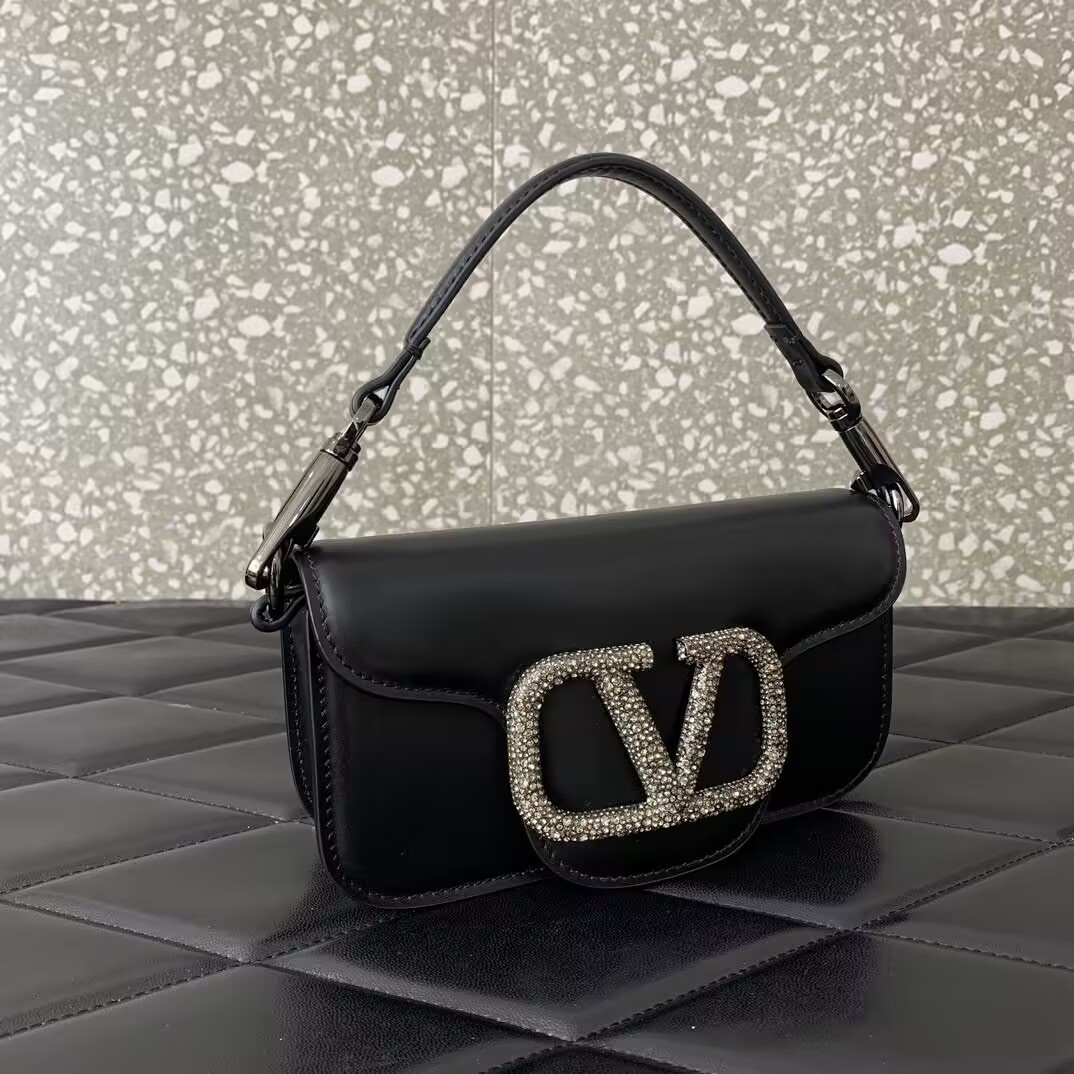Va1e*ntin0 garavani locò small shoulder bag 20x11x5cm