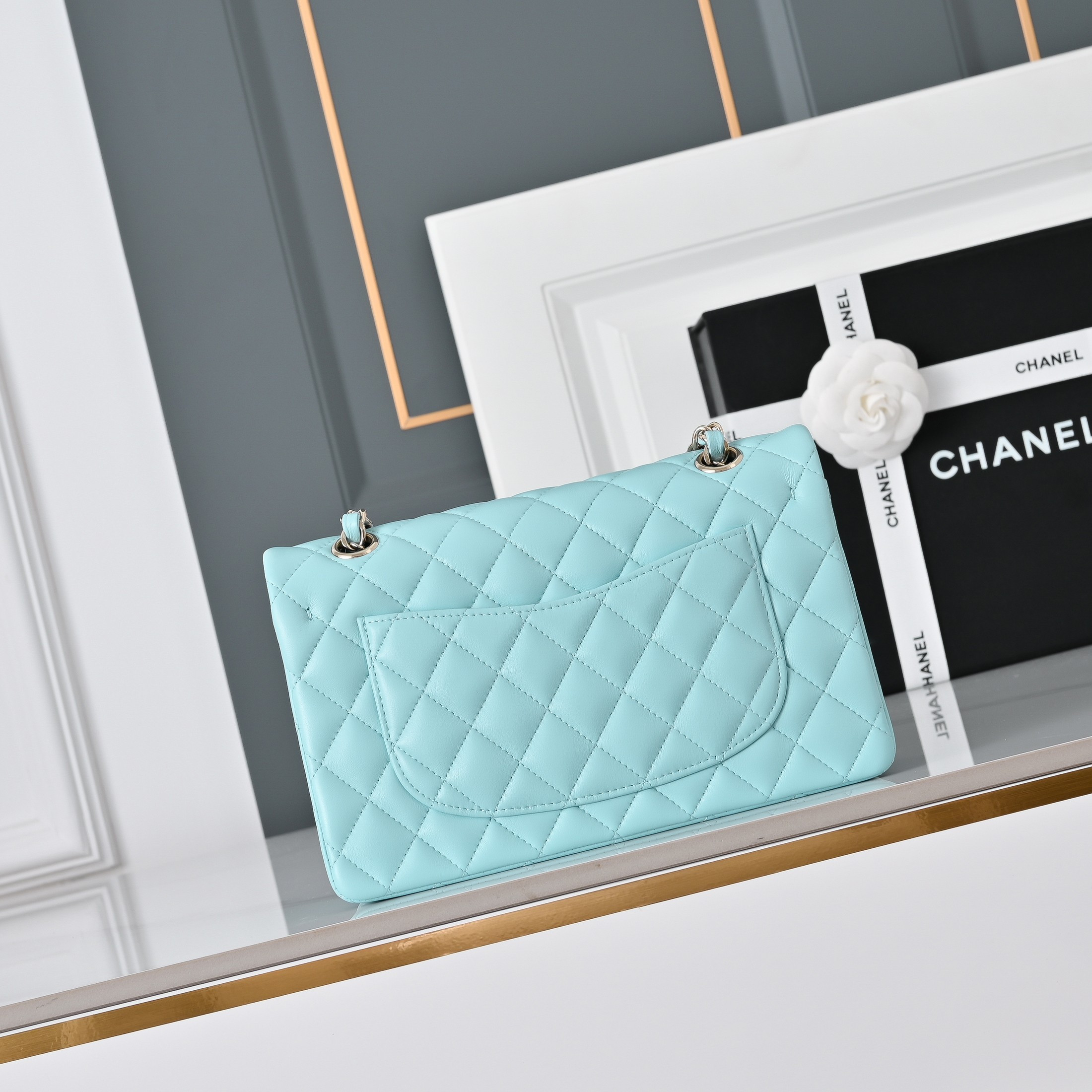 Ch*el classic flap handbag sky blue lambskin with light gold hardware a01113 23x14.5x6cm