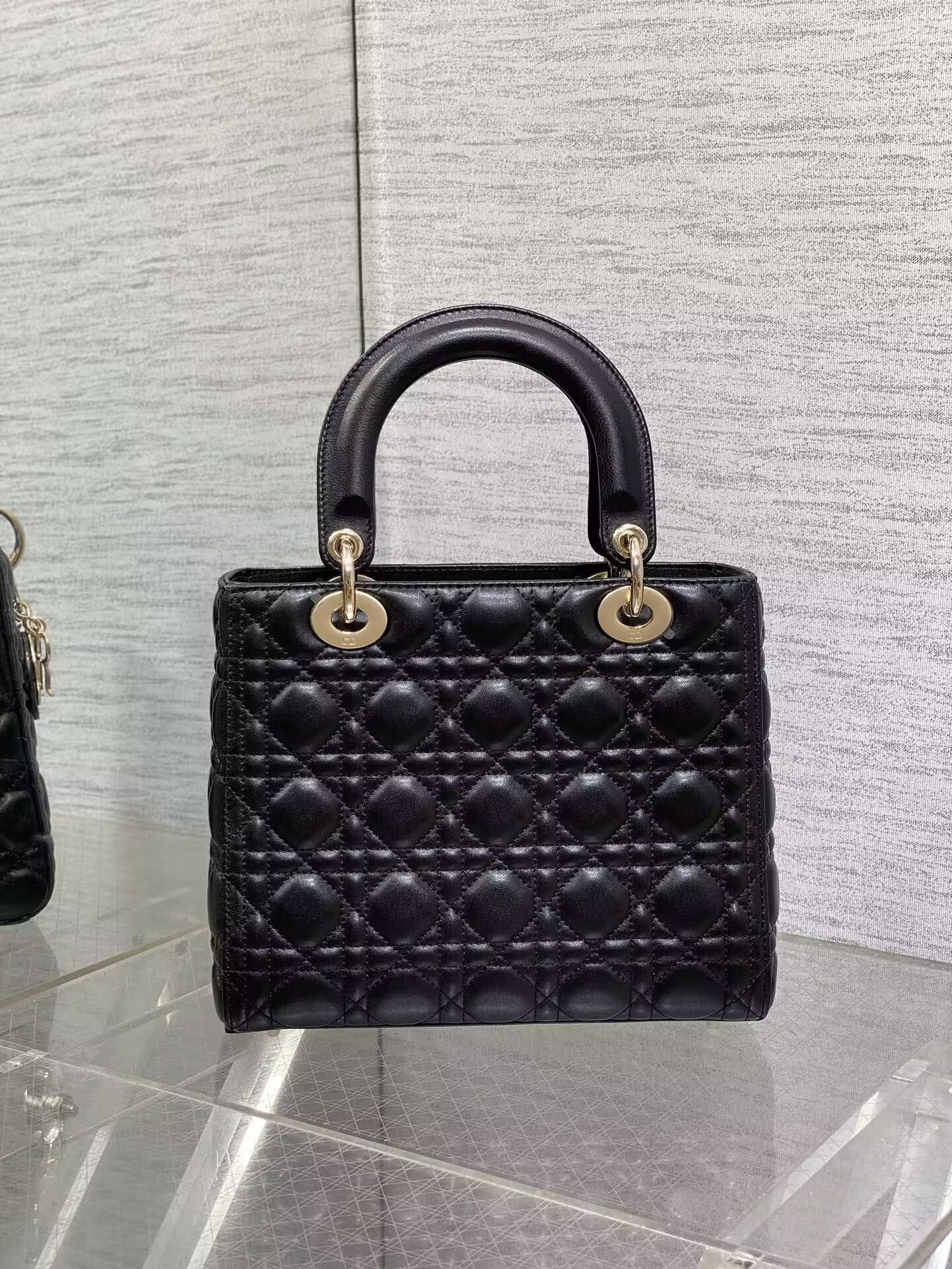 medium lady D*or bag 24 x 20 x 12 cm