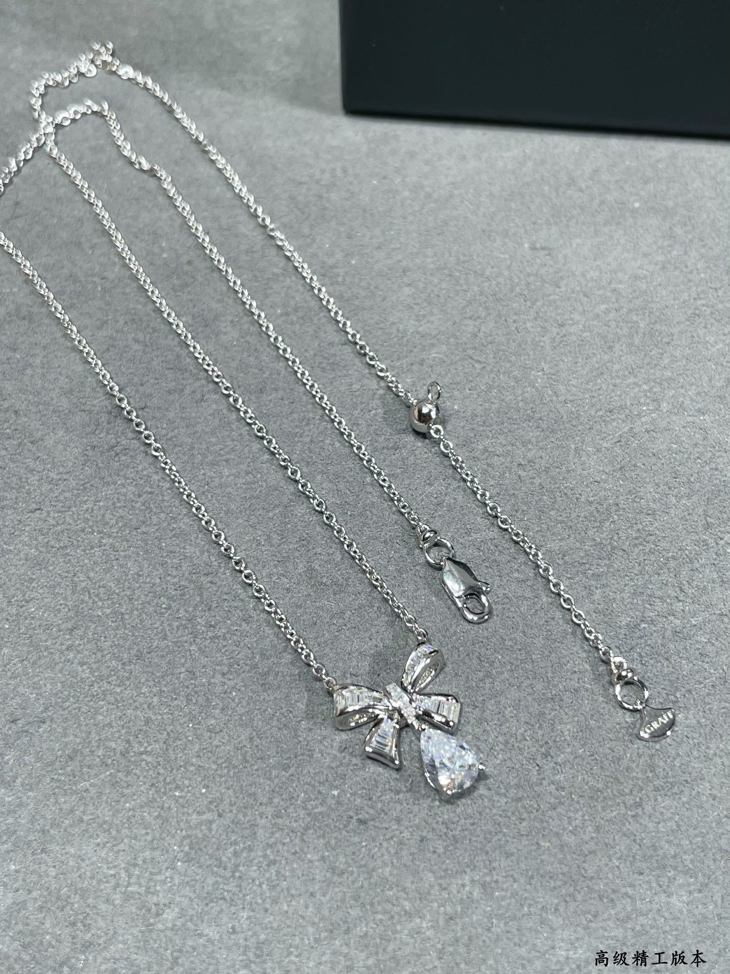 Gr*ff bow di*m*nd pendant necklace ag925