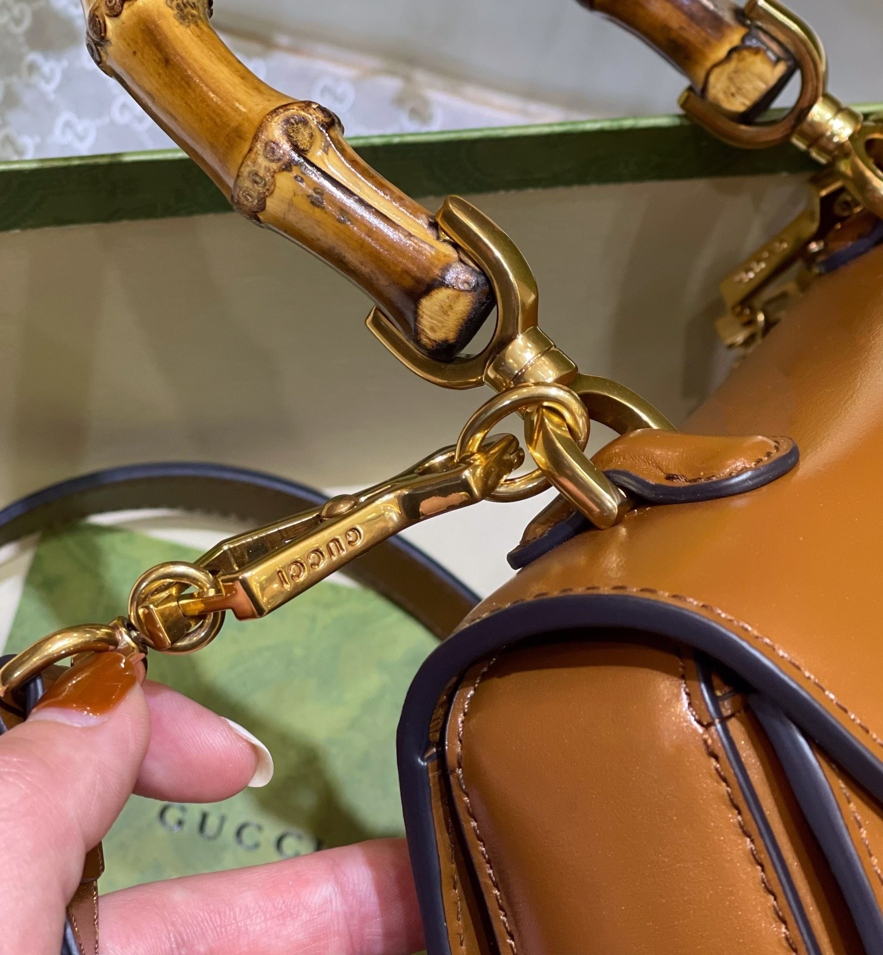 G*u*i small bamboo tote