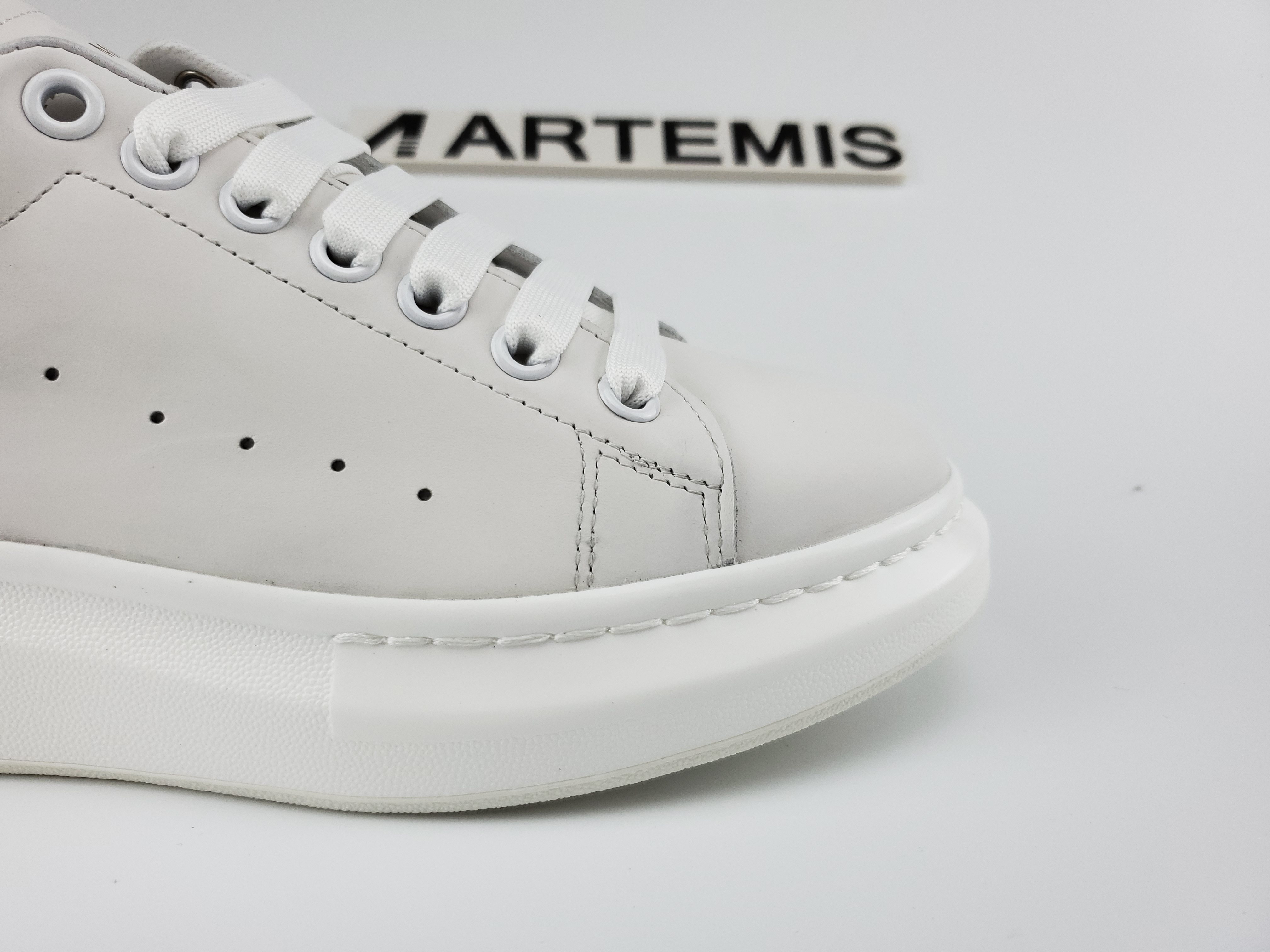ale*d*r M*Q*en runway platform trainers white