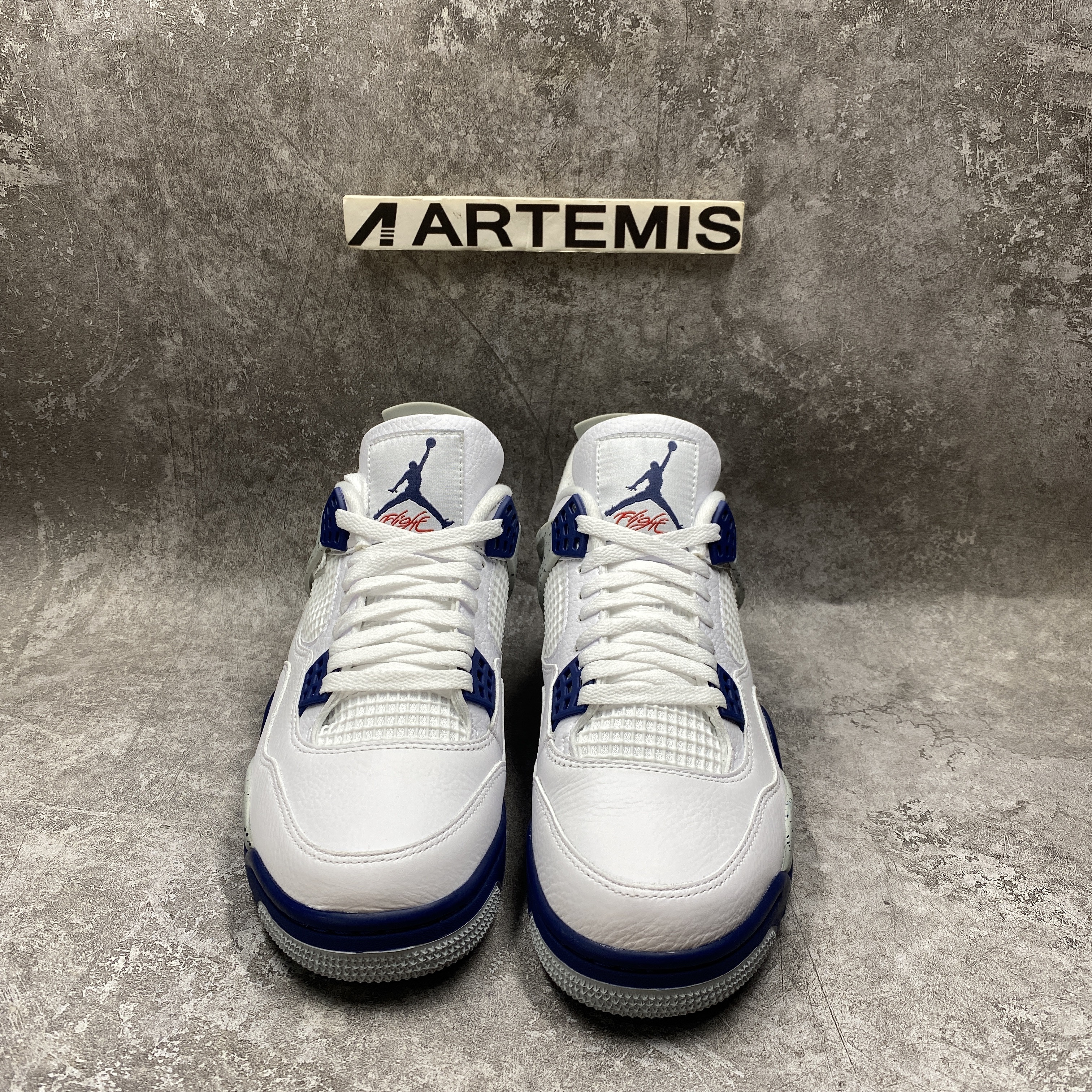 Air Jordan 4 Retro