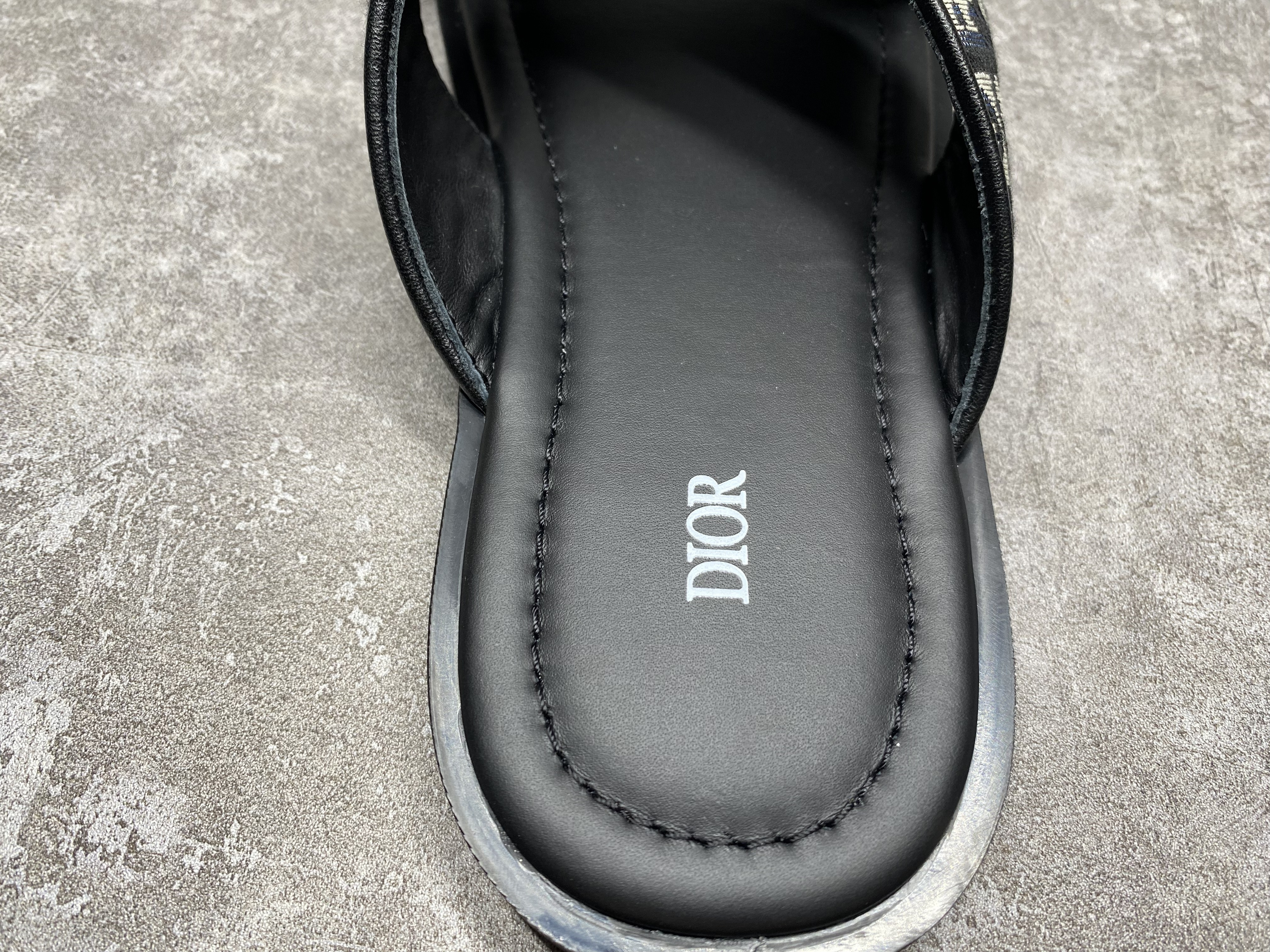 UA D*0r Alias Sandal