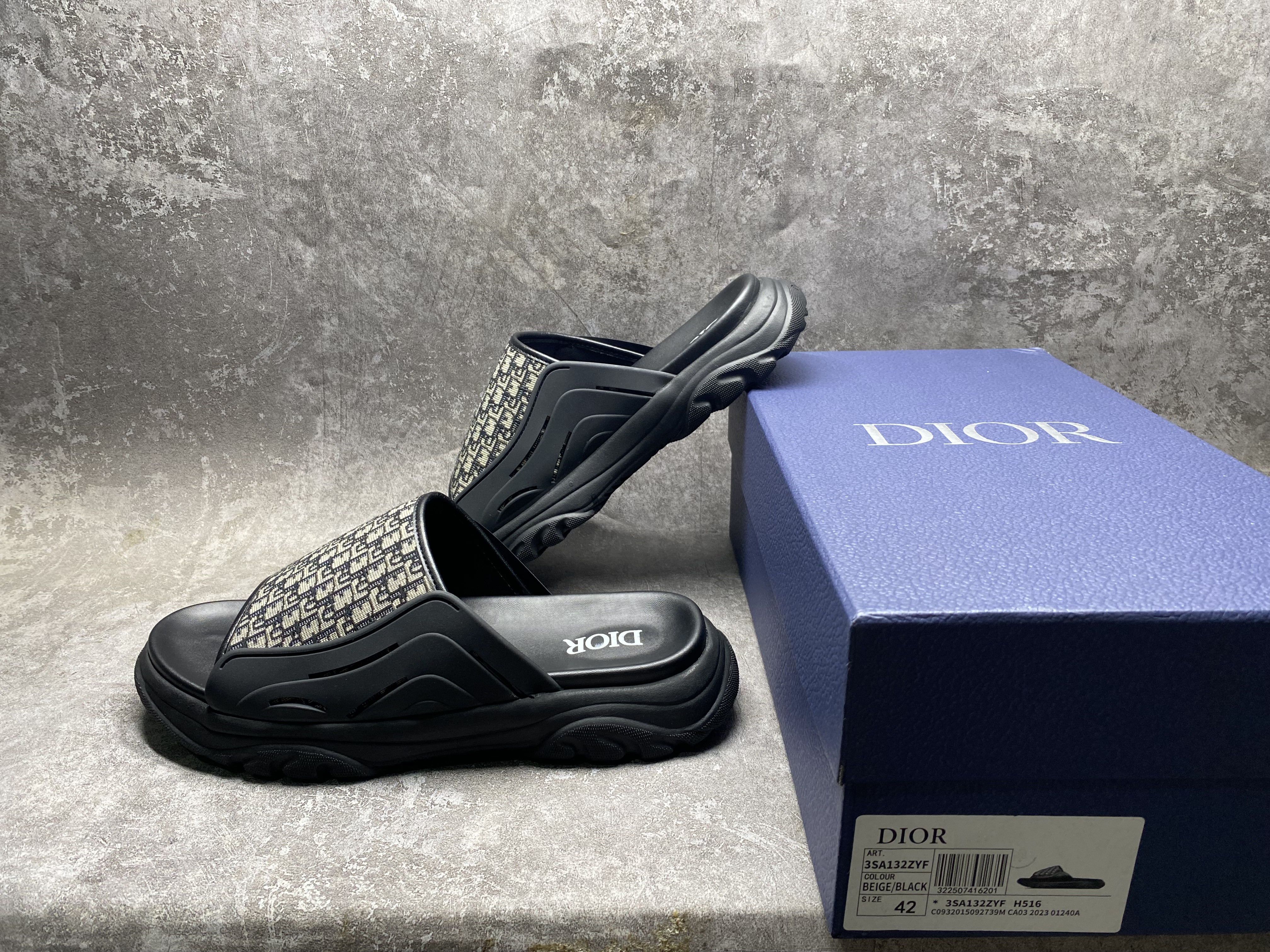 UA D*0r Sandal