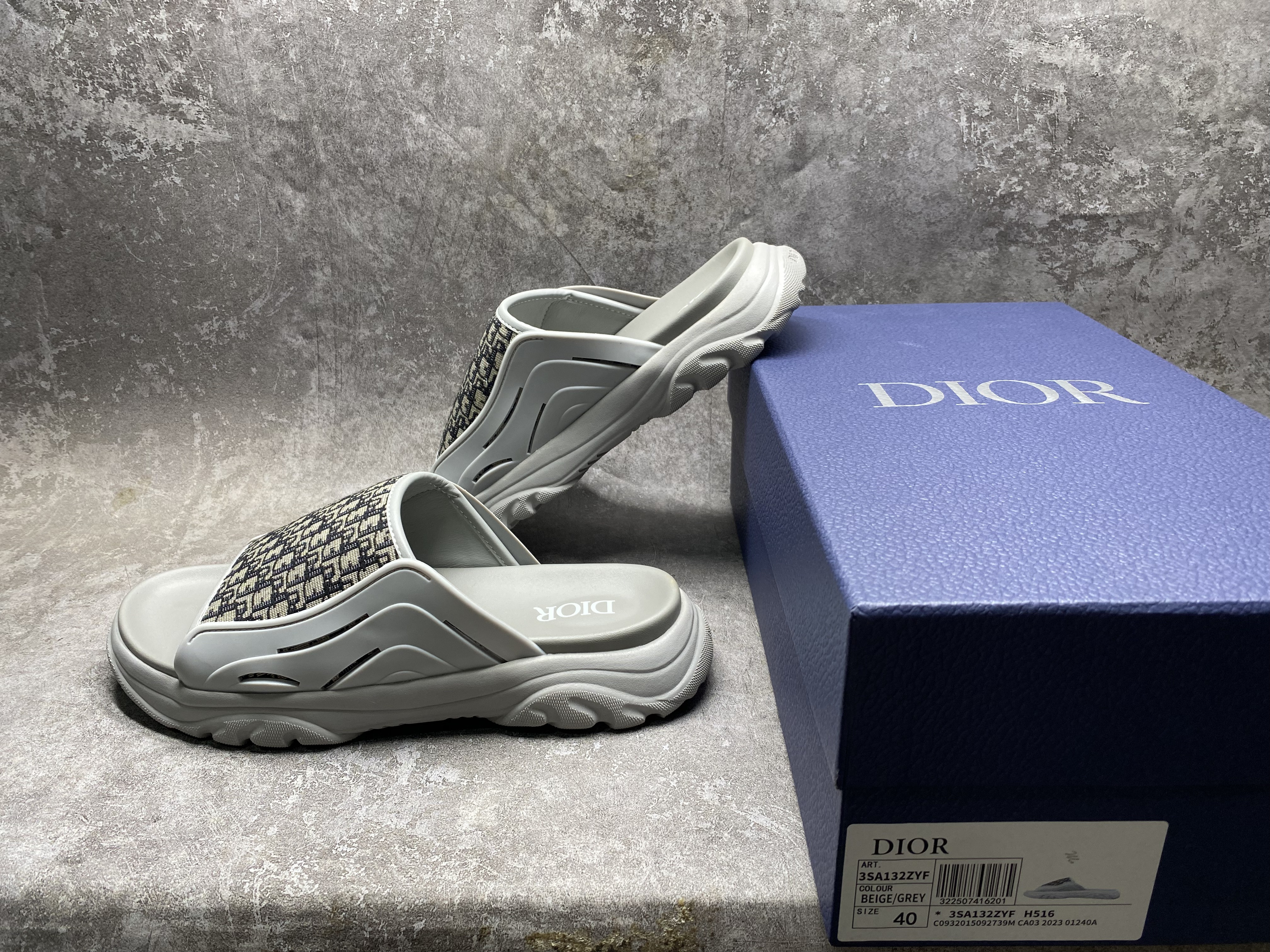 UA D*0r Sandal