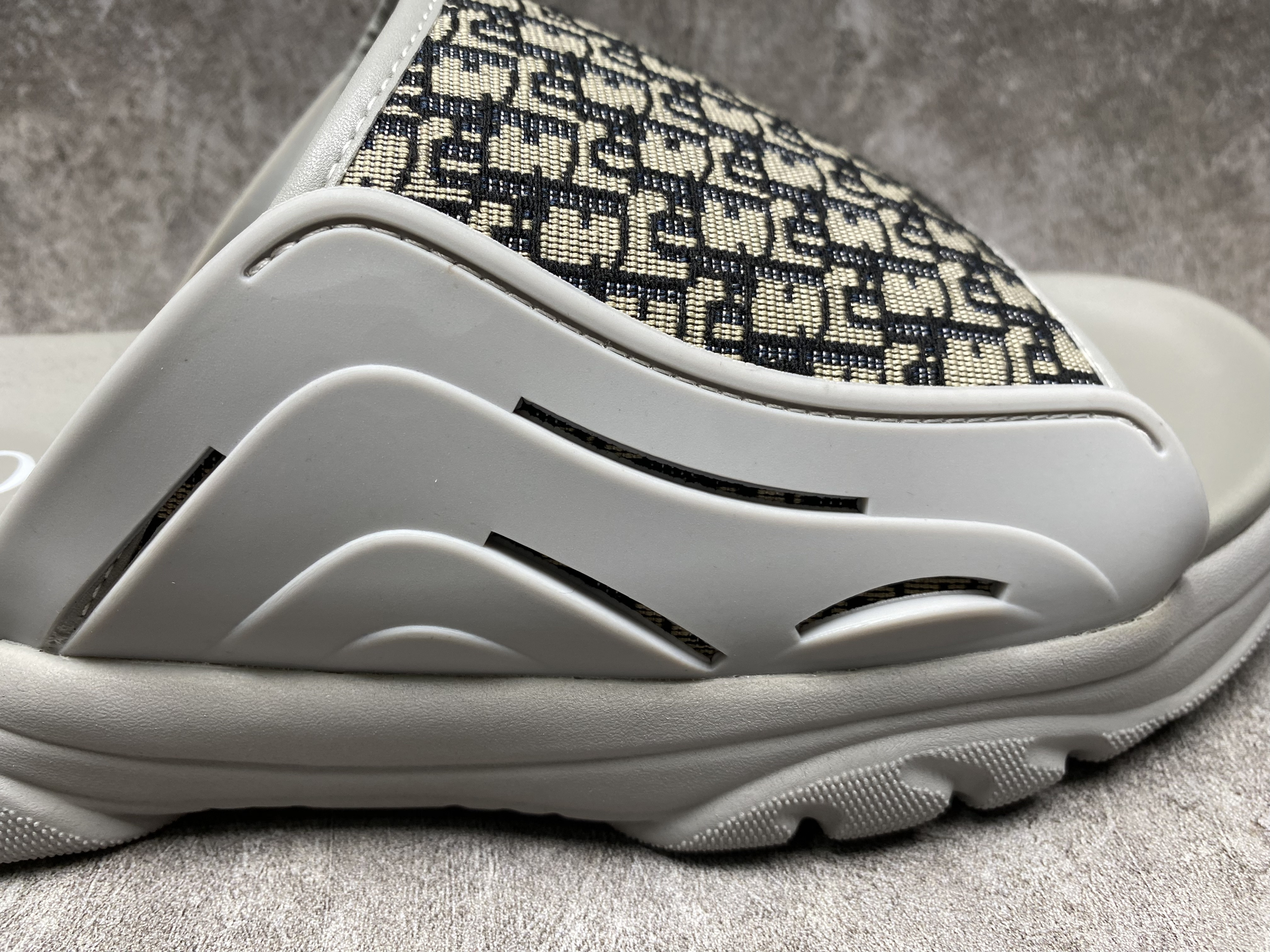 UA D*0r Sandal