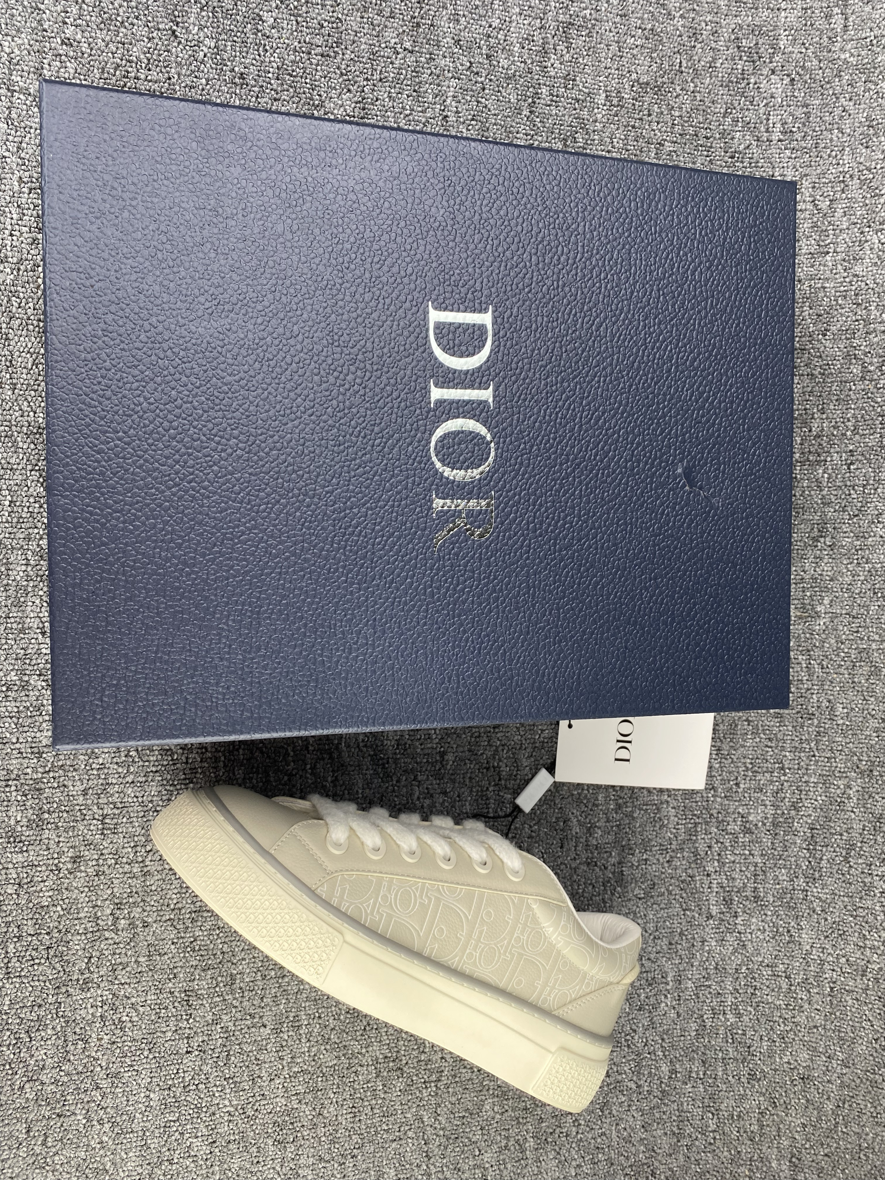 UA D*0r B33 Sneaker