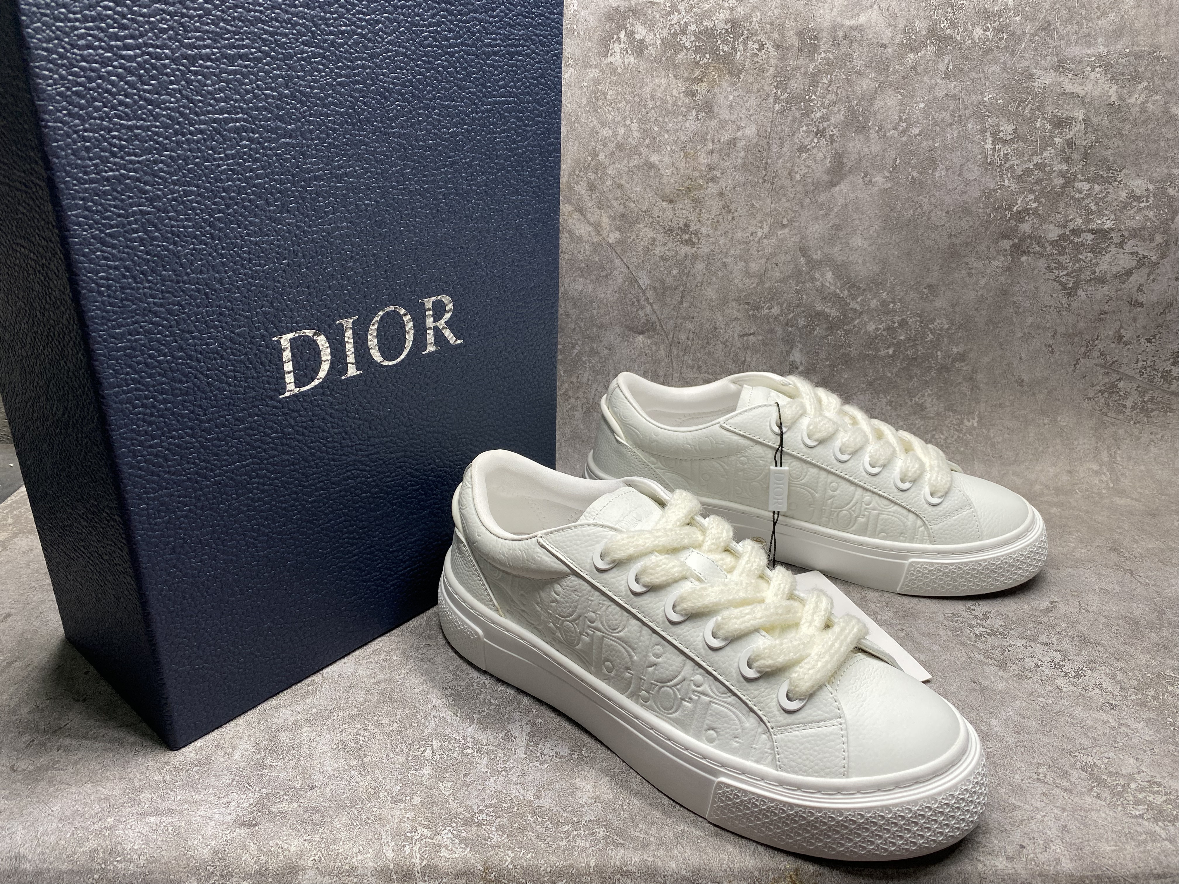 UA D*0r B33 Sneaker