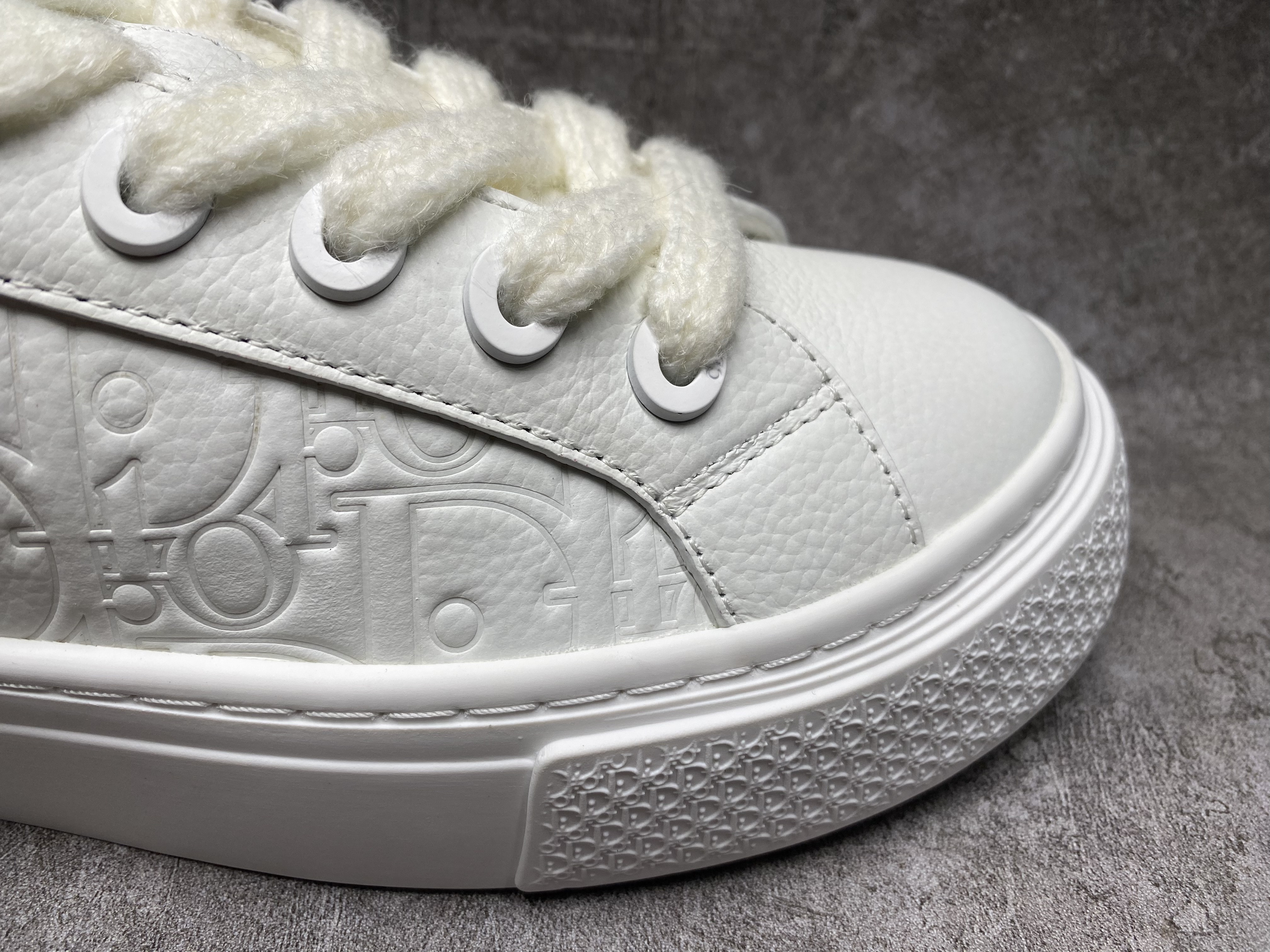 UA D*0r B33 Sneaker