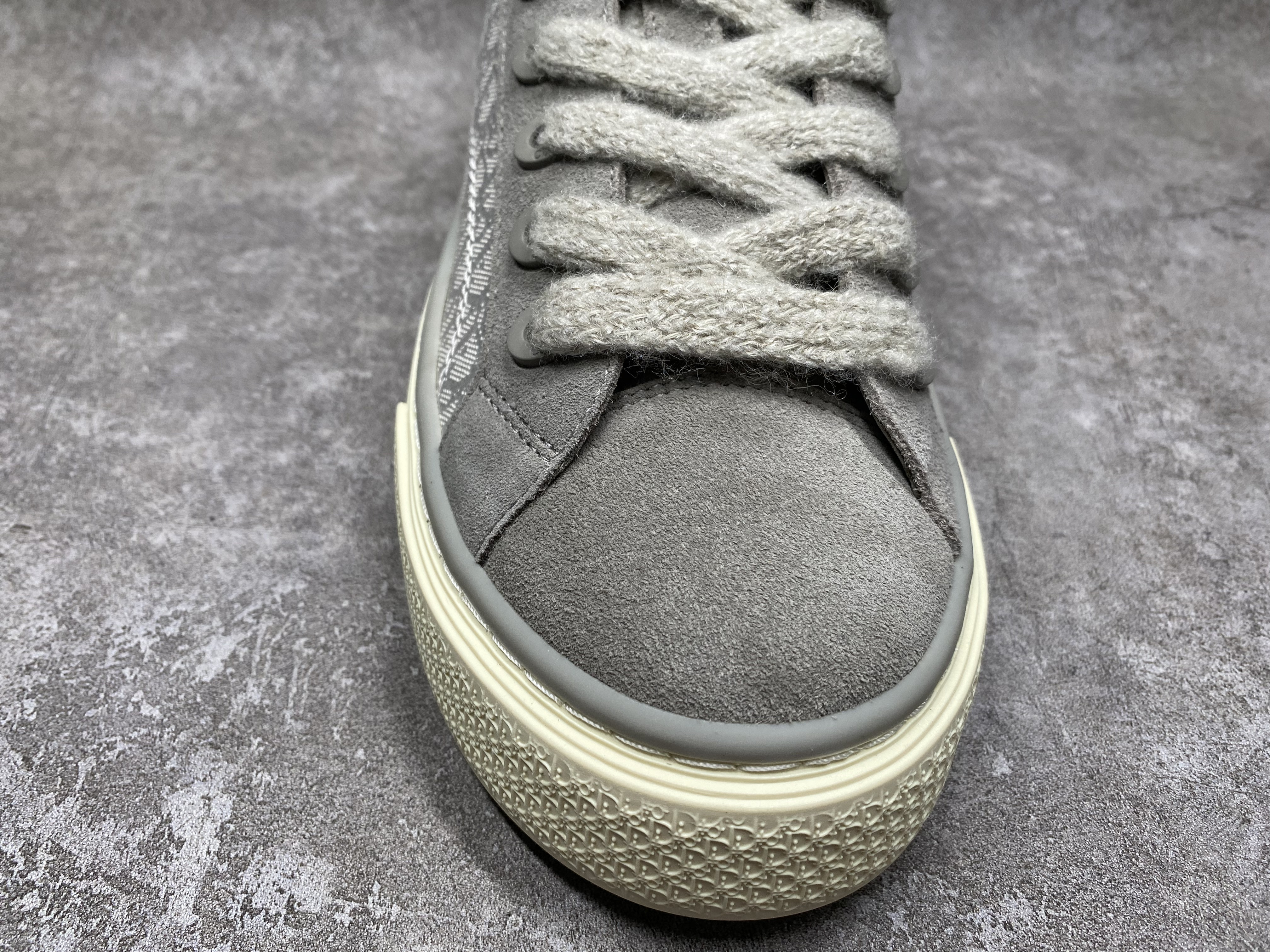 UA D*0r B33 Sneaker