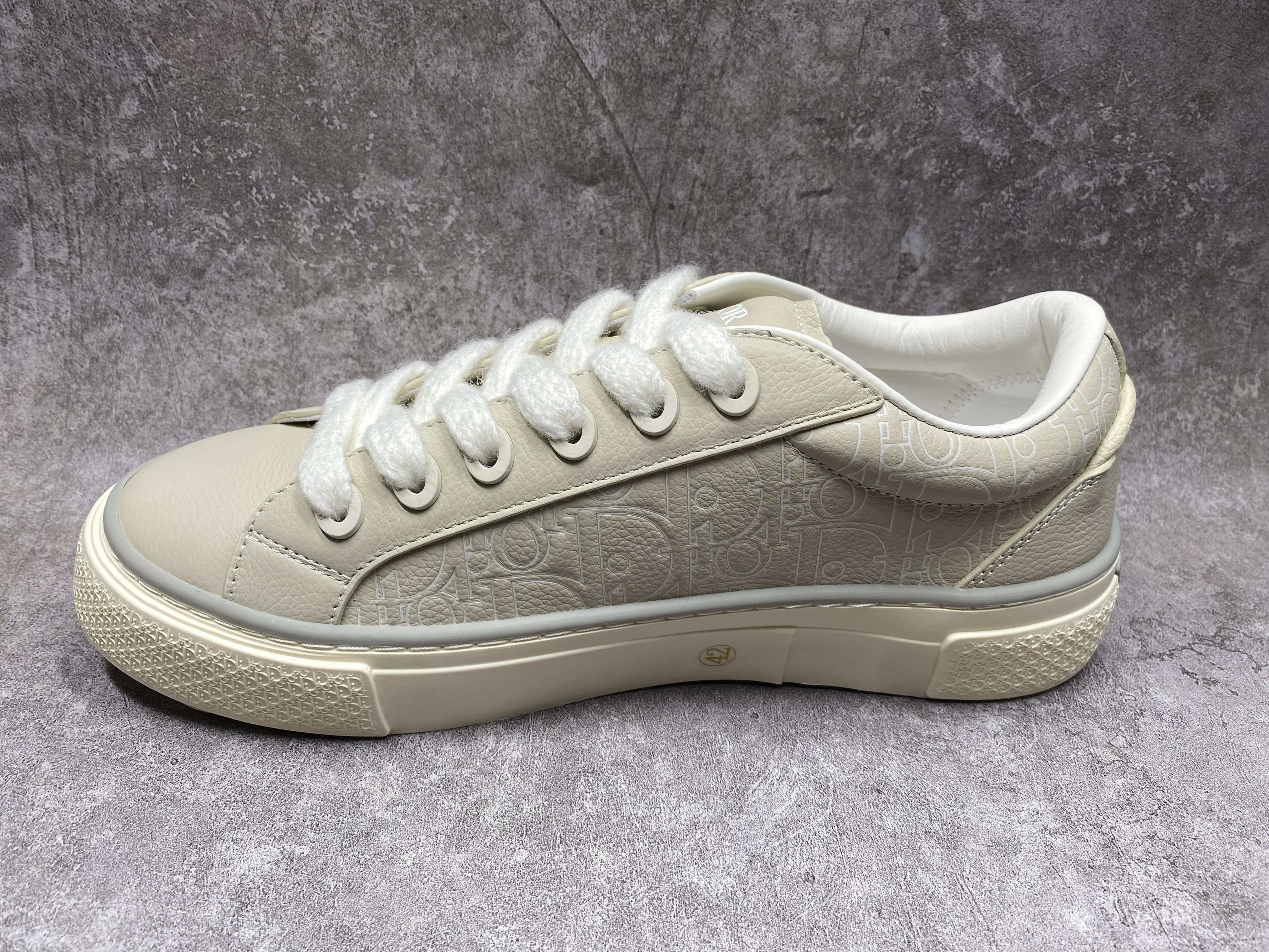 UA D*0r B33 Sneaker