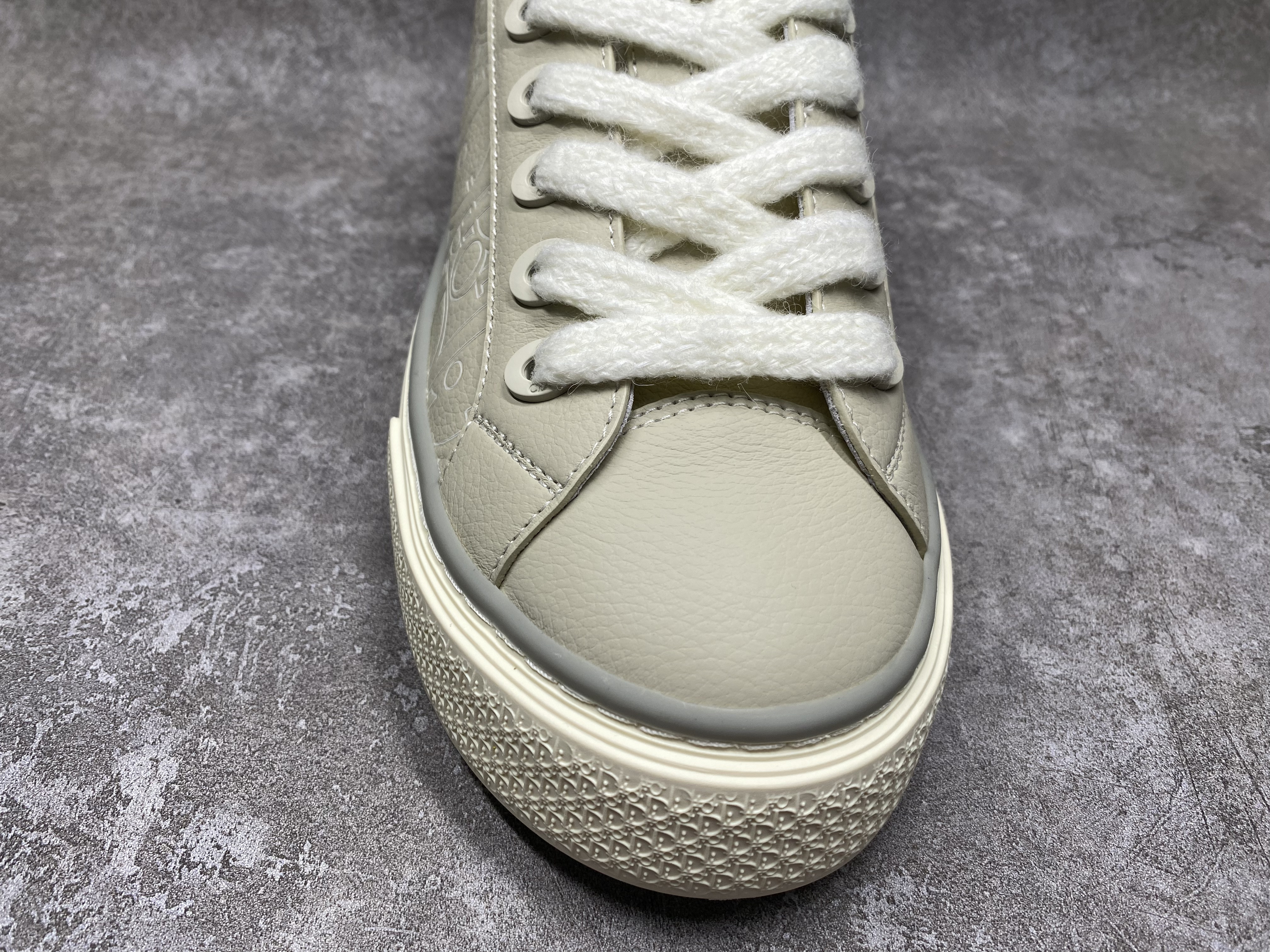 UA D*0r B33 Sneaker