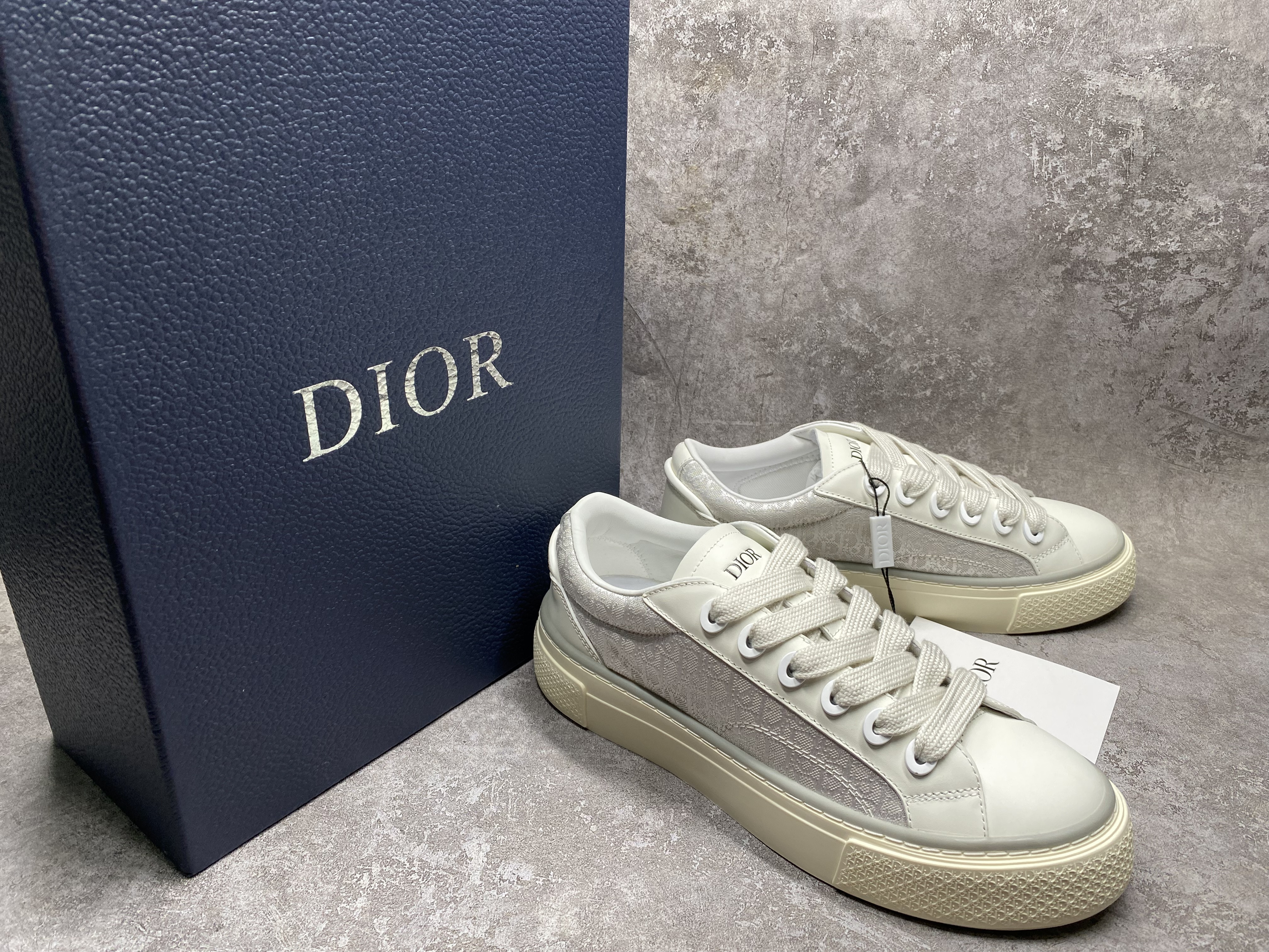 UA D*0r B33 Sneaker