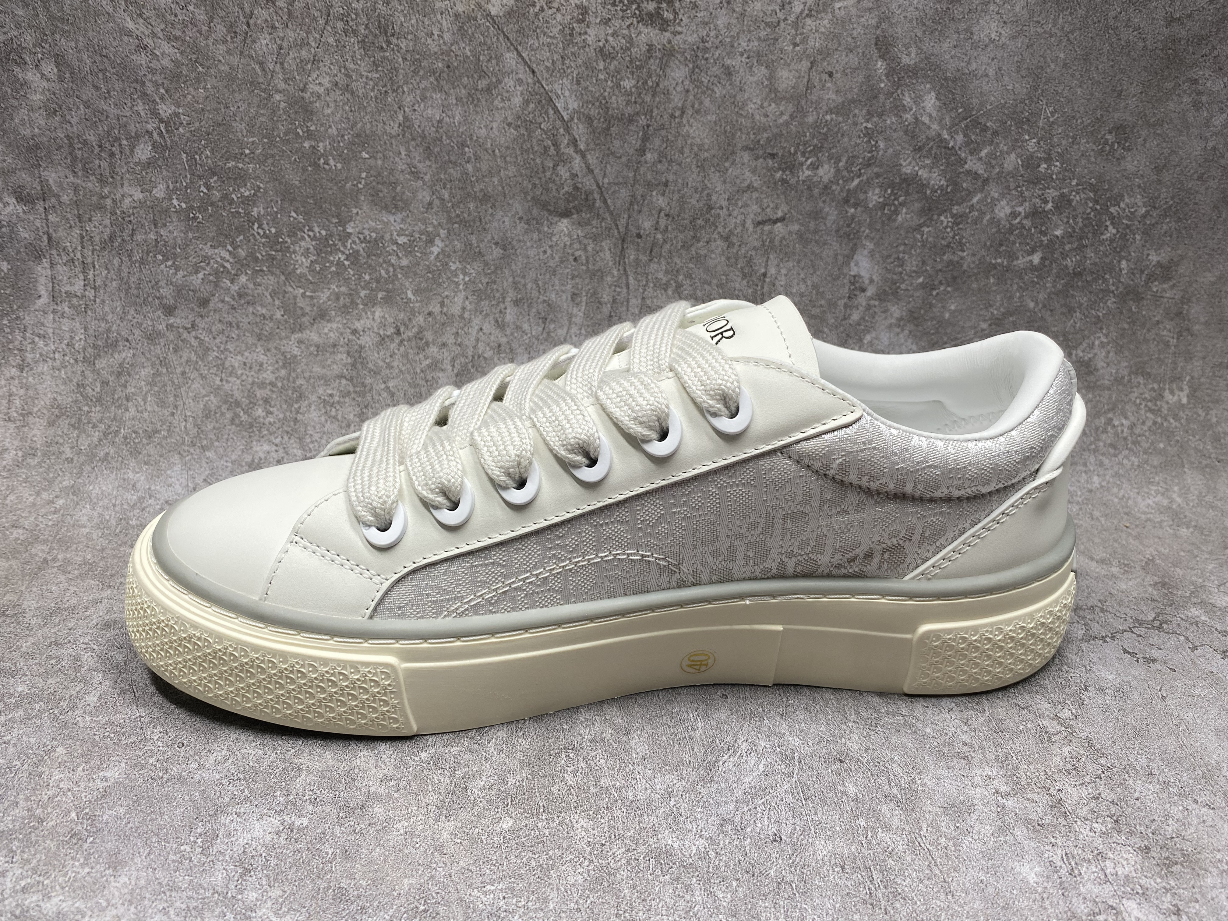 UA D*0r B33 Sneaker