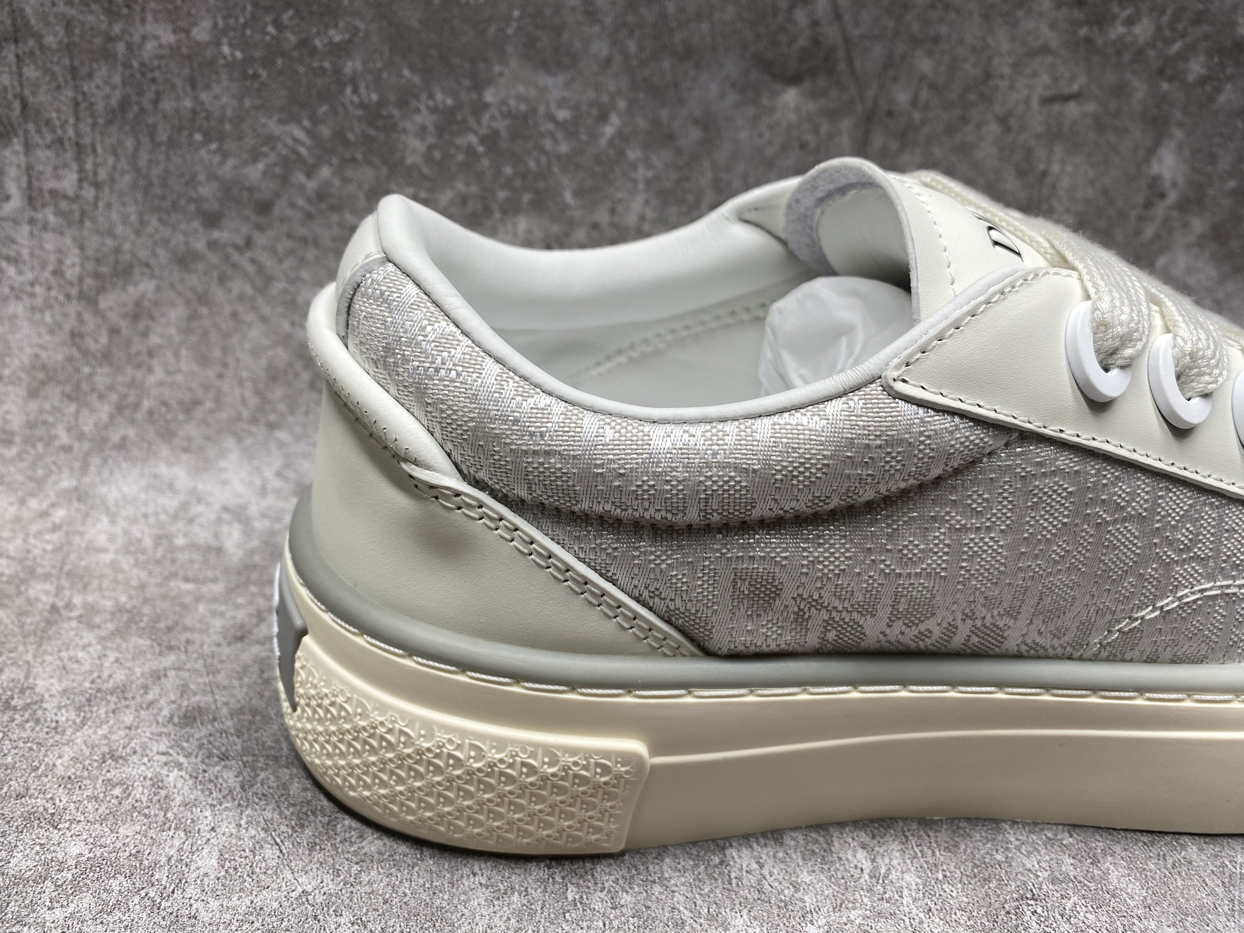 UA D*0r B33 Sneaker