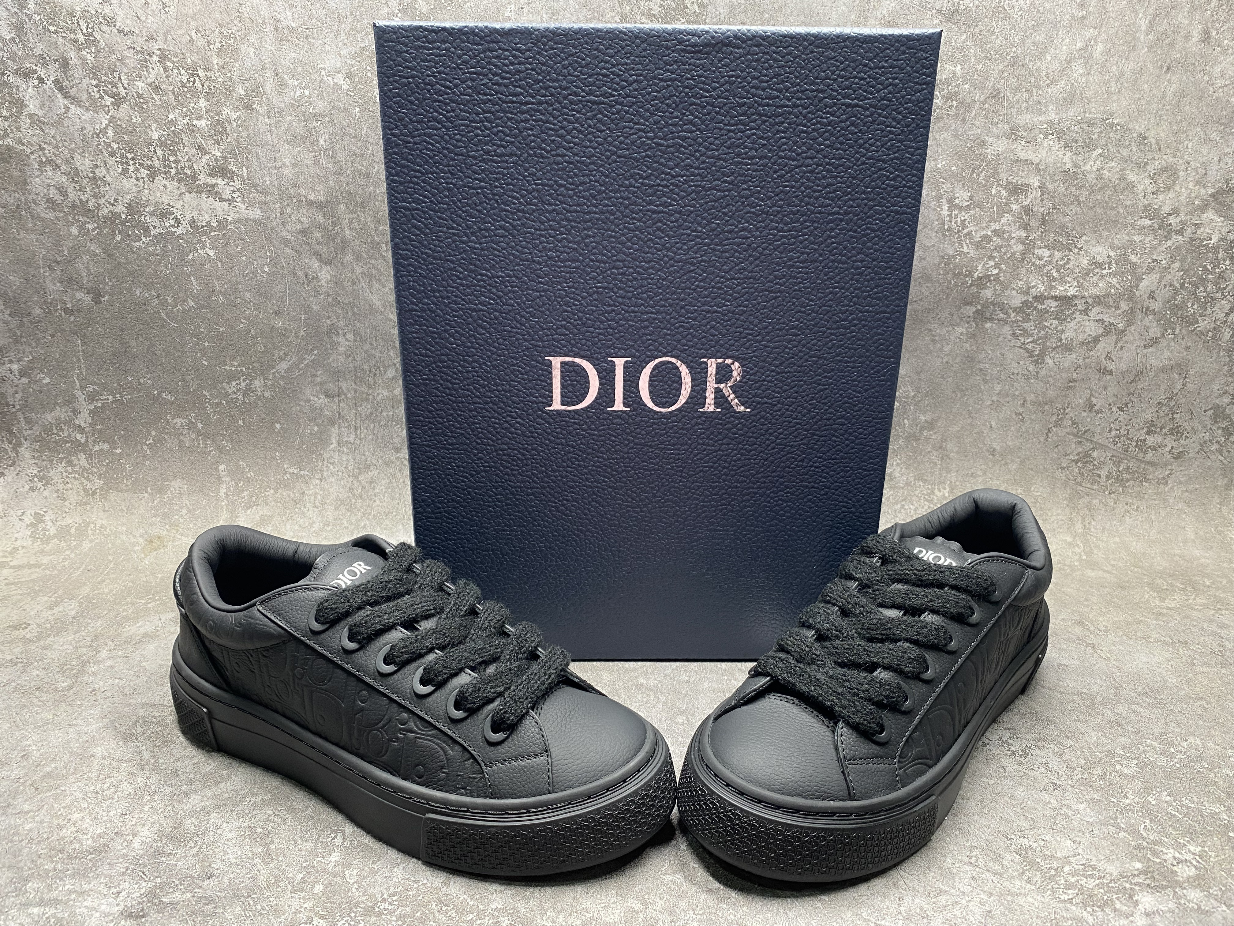 UA D*0r B33 Sneaker