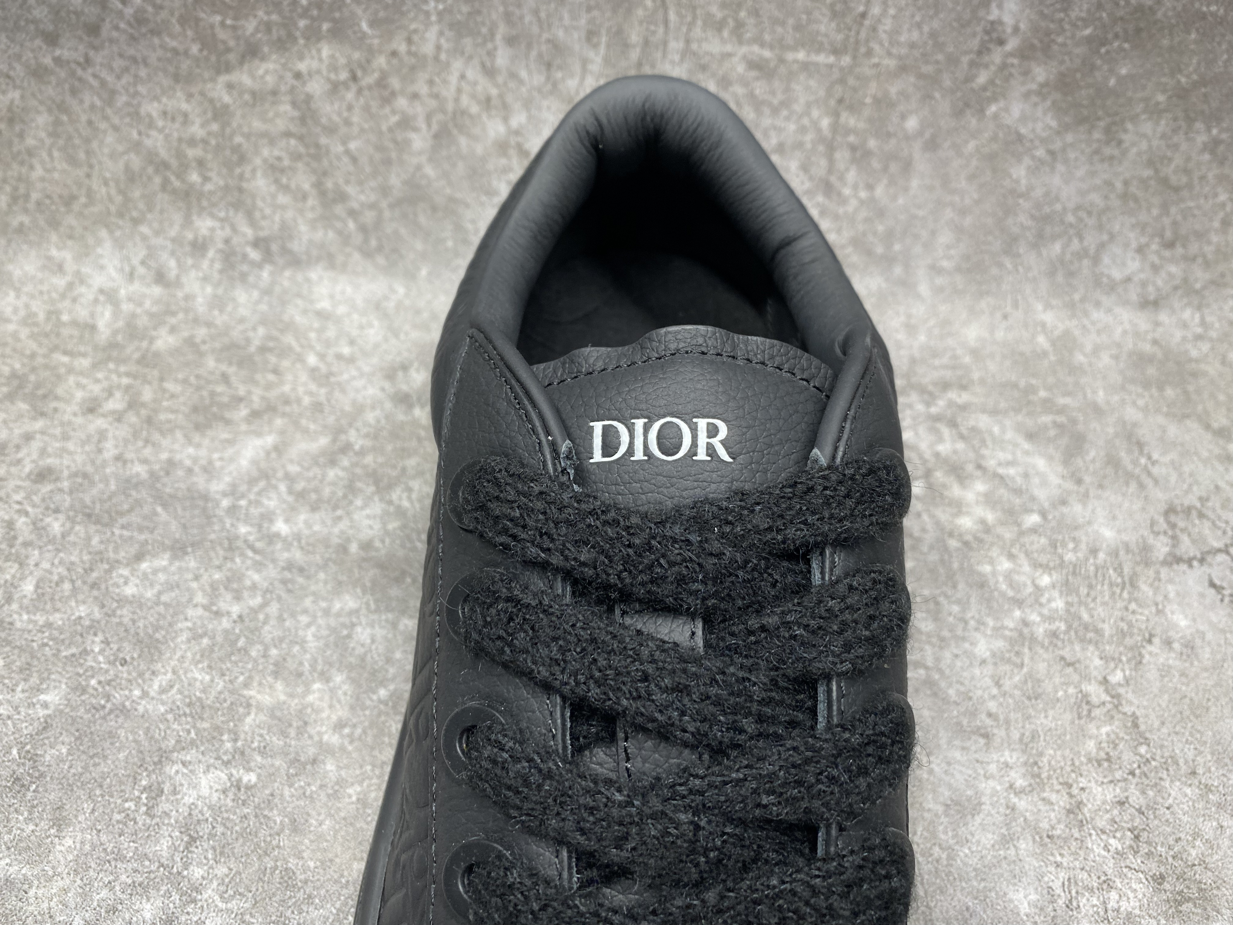 UA D*0r B33 Sneaker