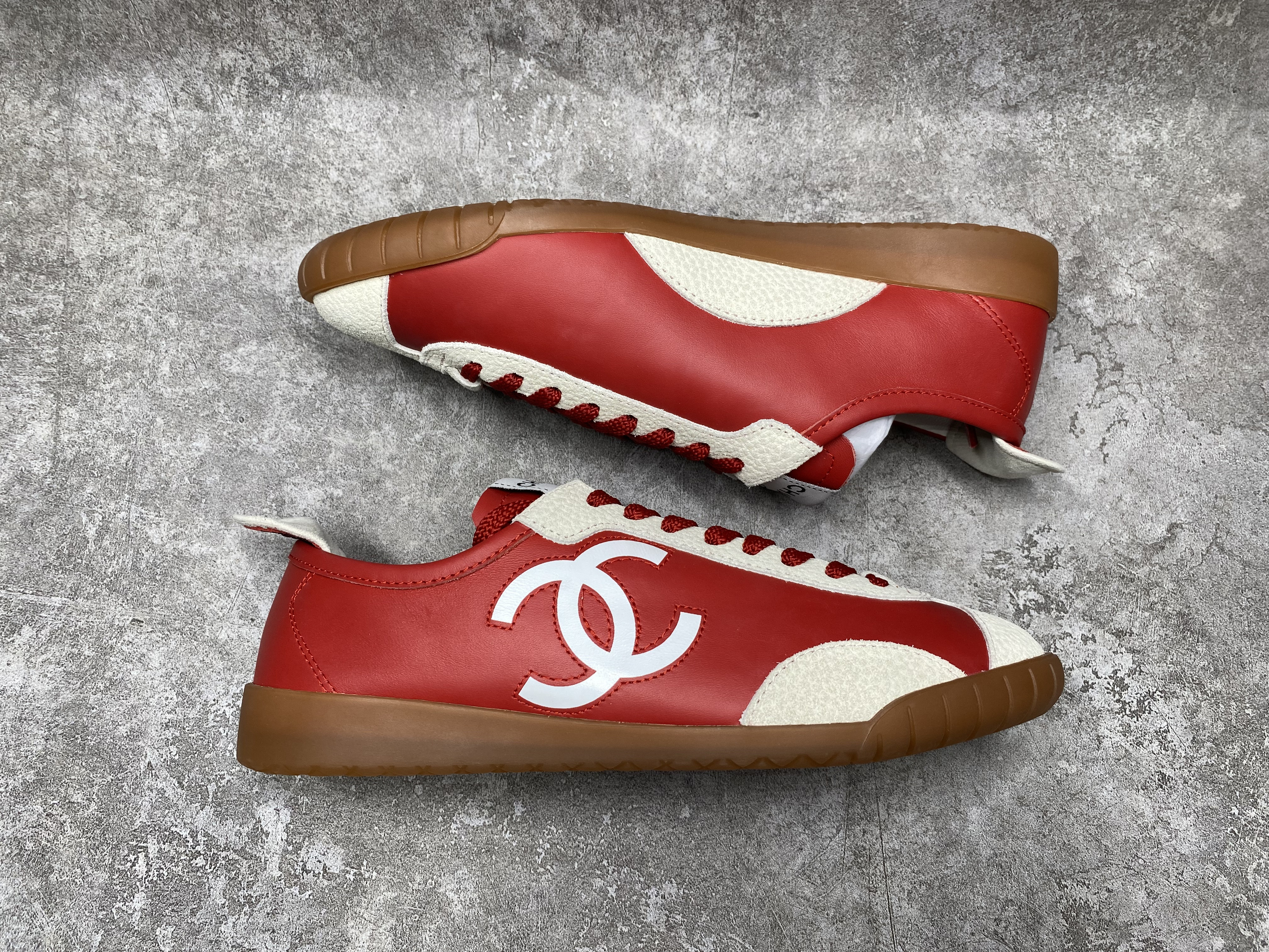 ua Ch*el trainers sneakers
