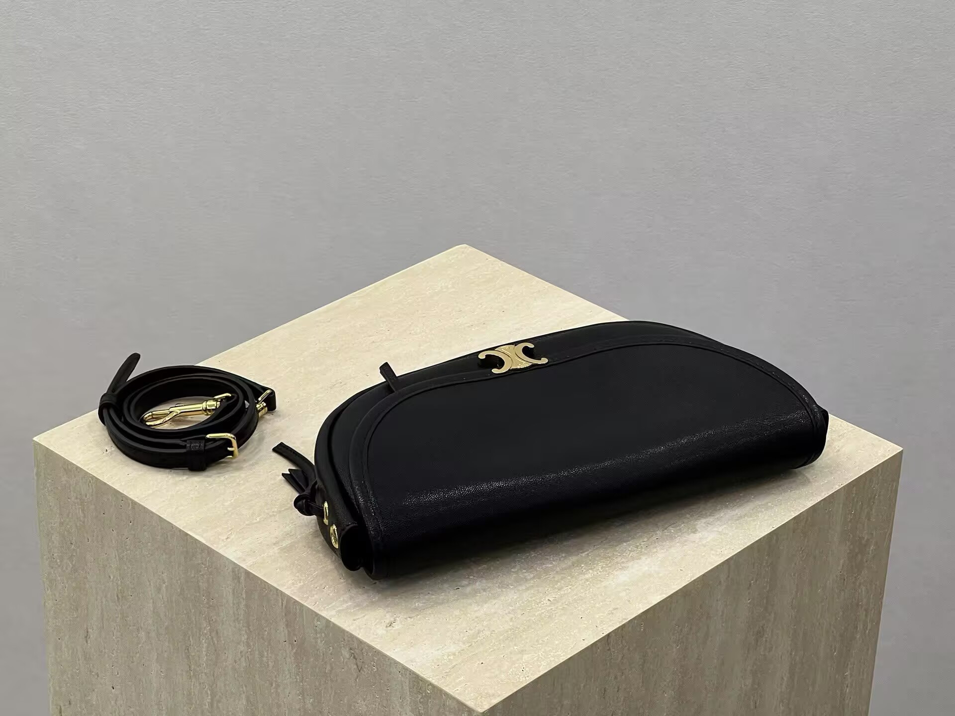 ce**e halfmoon soft triomphe bag in S*pple shiny lambskin 25x13x5cm