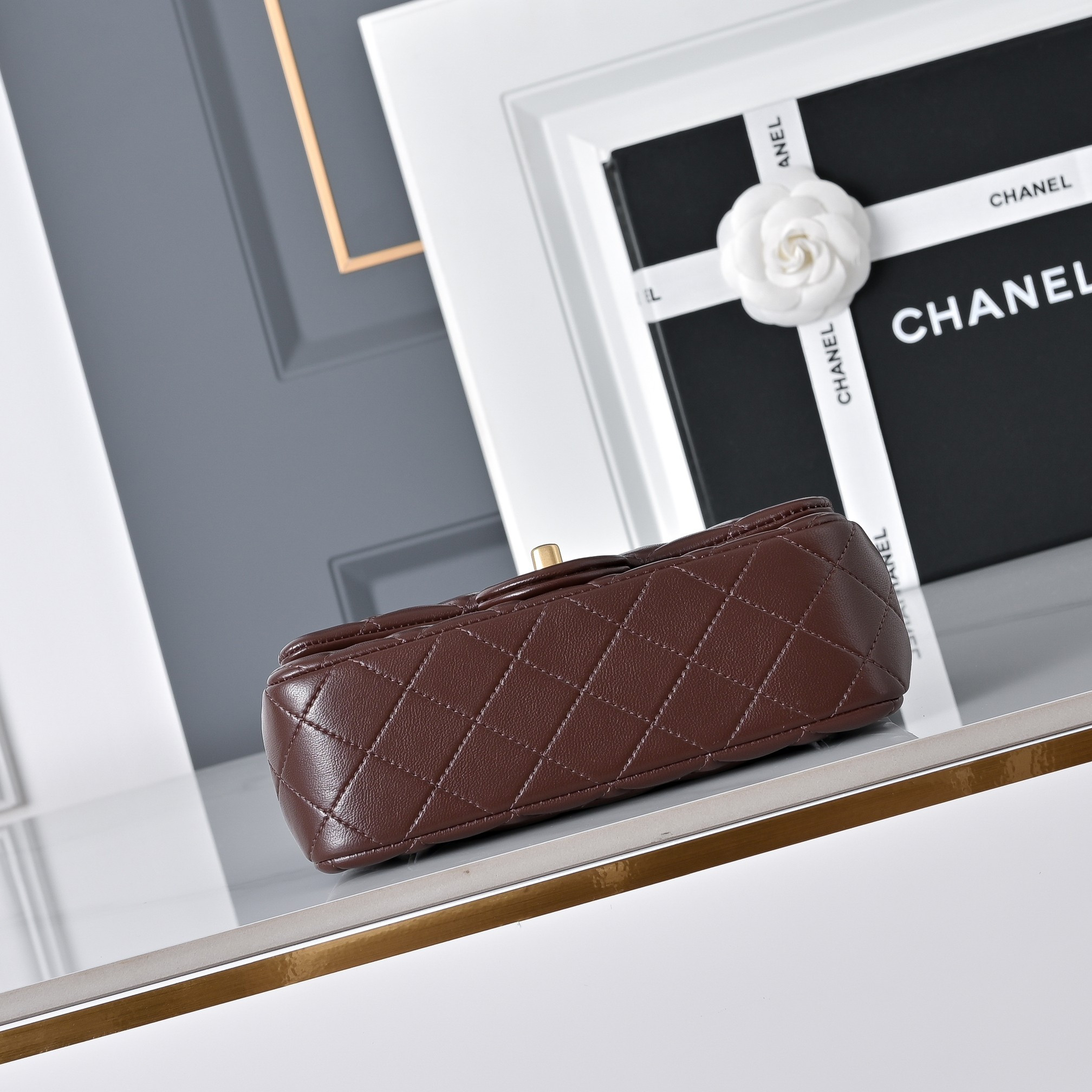 Ch*el flap bag brown as1787 20x13x7cm