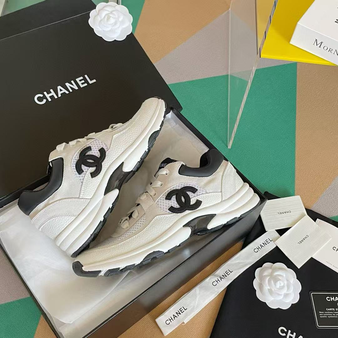 UA Ch*el SNEAKERS