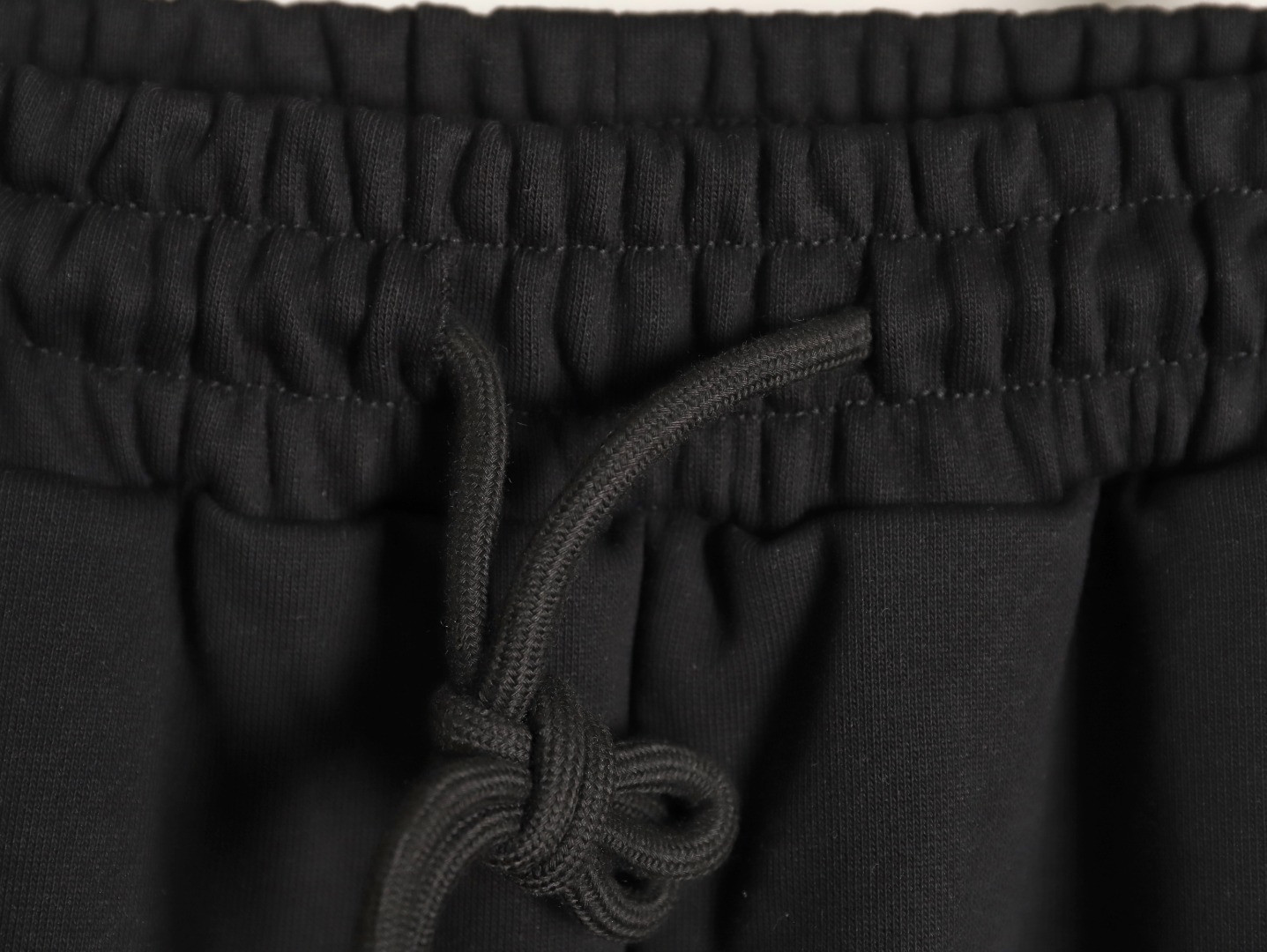 L0*is V*t0n LV 25FW Pants
