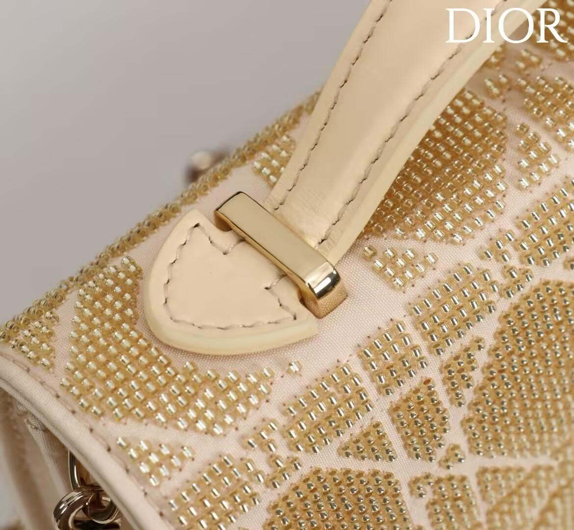 D*or or my D*or mini bag 21 x 11.5 x 4.5 cm