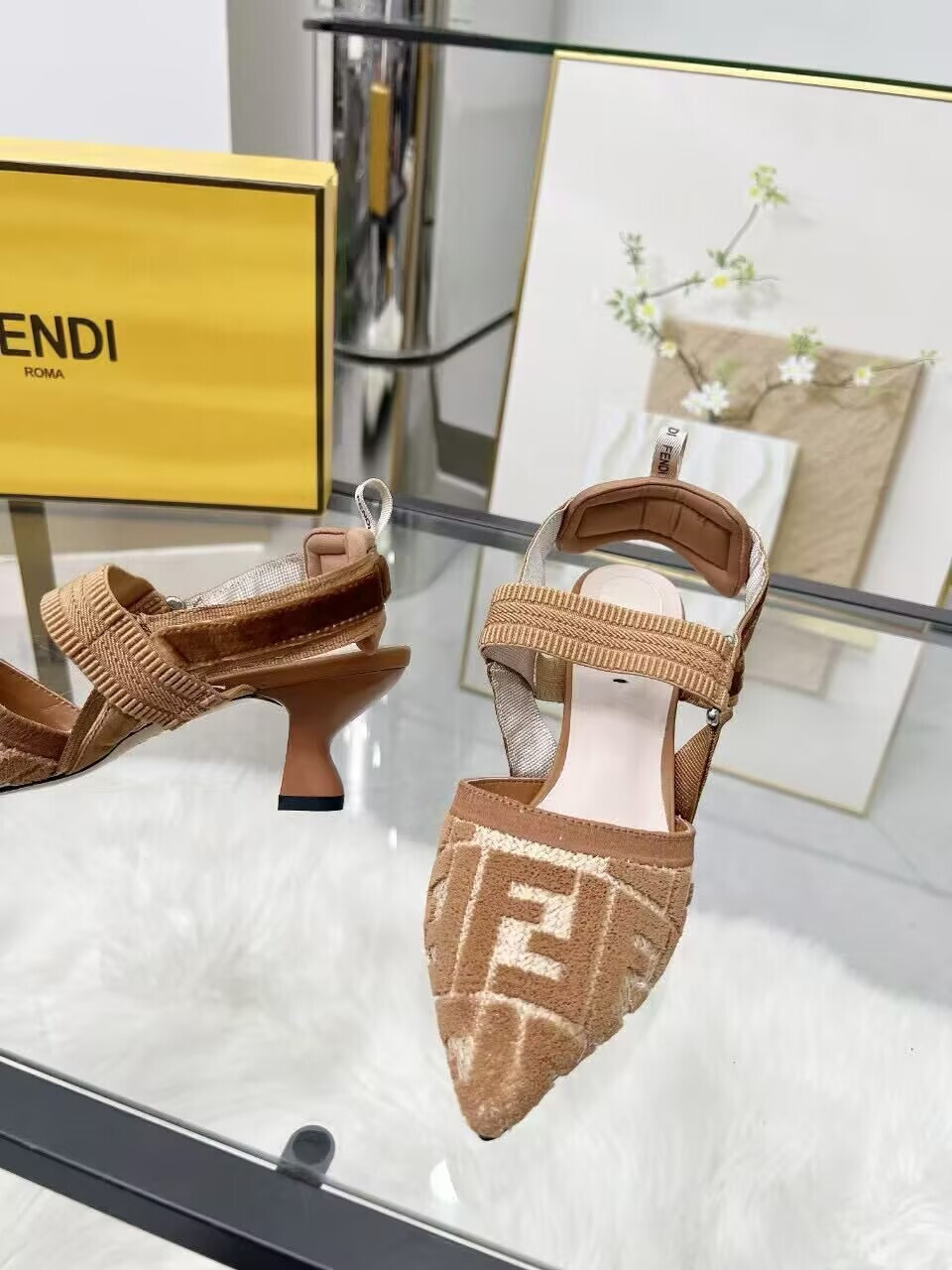 ua F**di slingback pumps