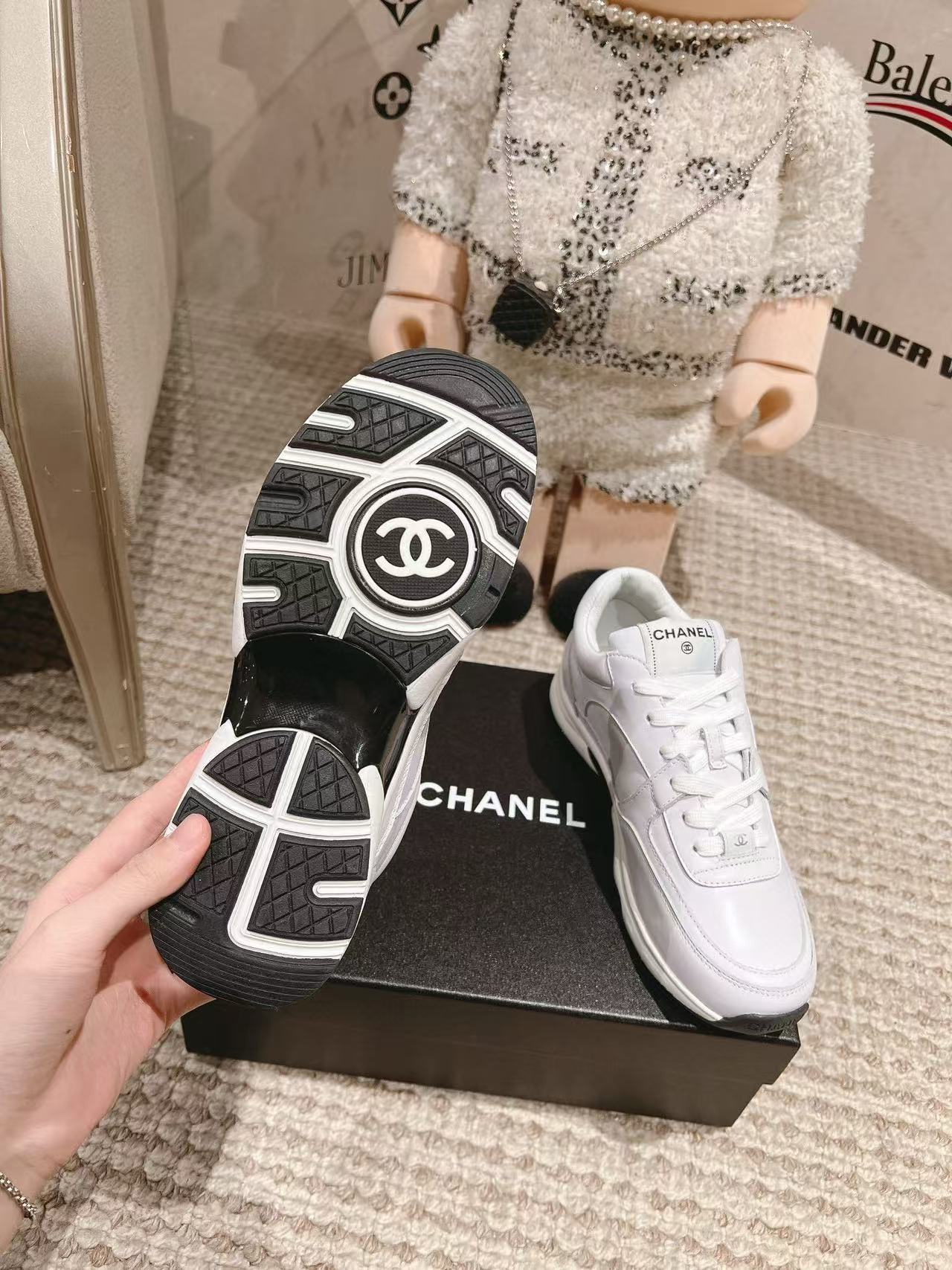 UA Ch*el SNEAKERS Fabric